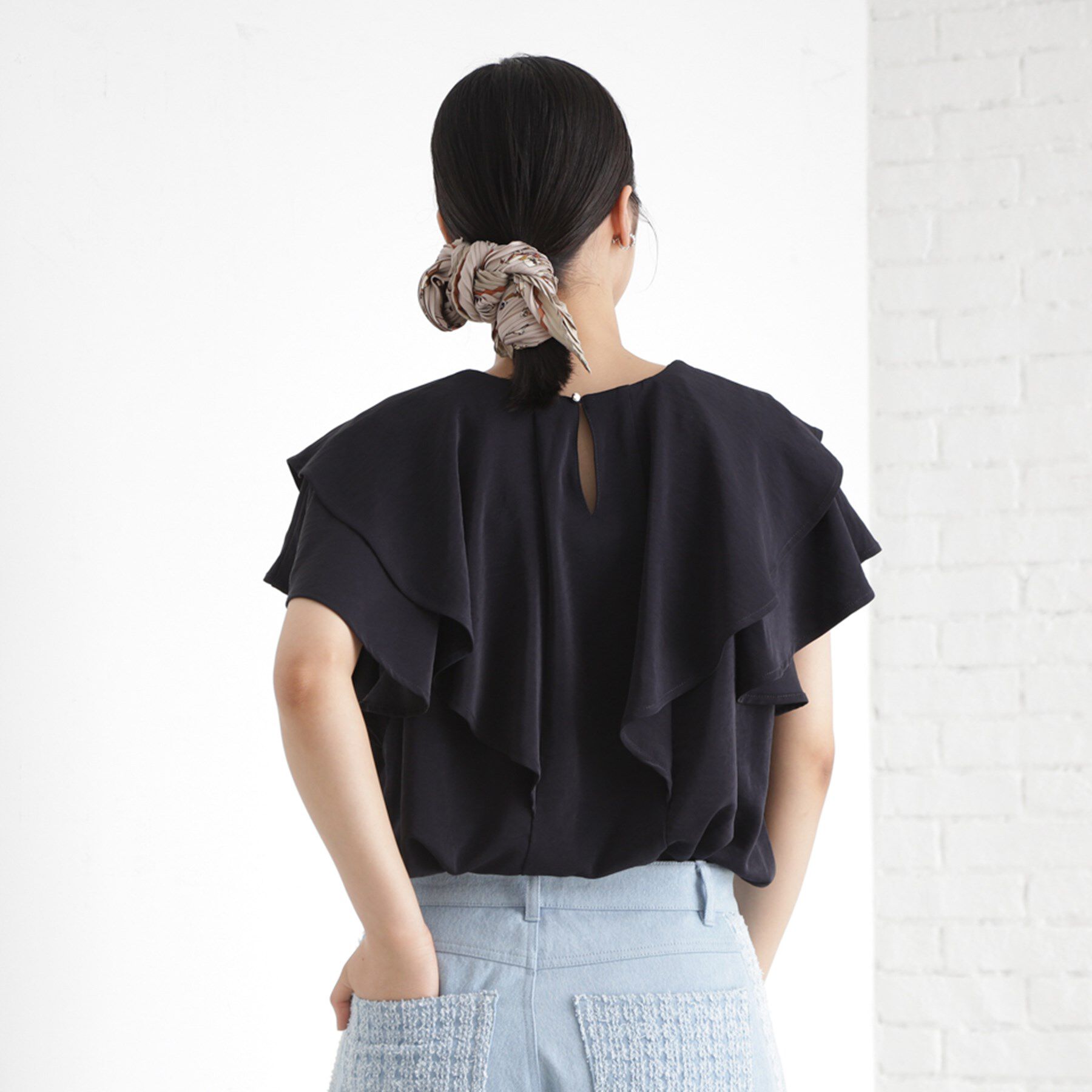 THE SHOP TK「【ONOFF活躍】フリルデザインブラウス/セットアップ可」|シャツ・ブラウス|