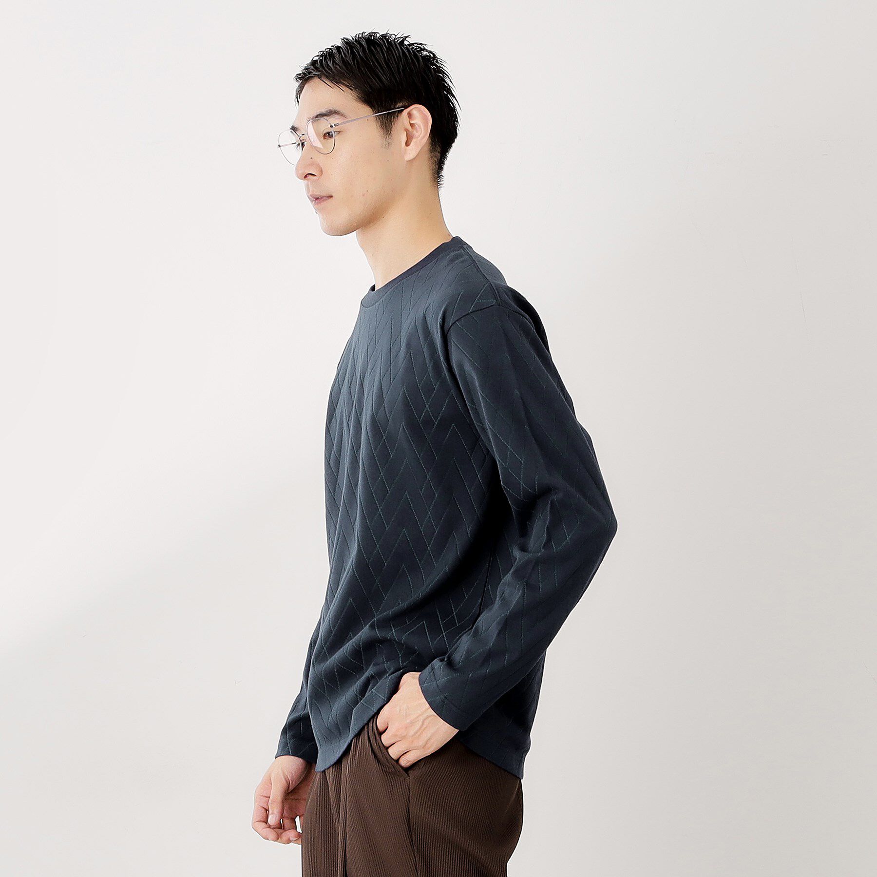 THE SHOP TK「リンクスジオメトリック長袖Tシャツ【サスティナブル素材使用/洗濯機OK】」|Tシャツ・カットソー|