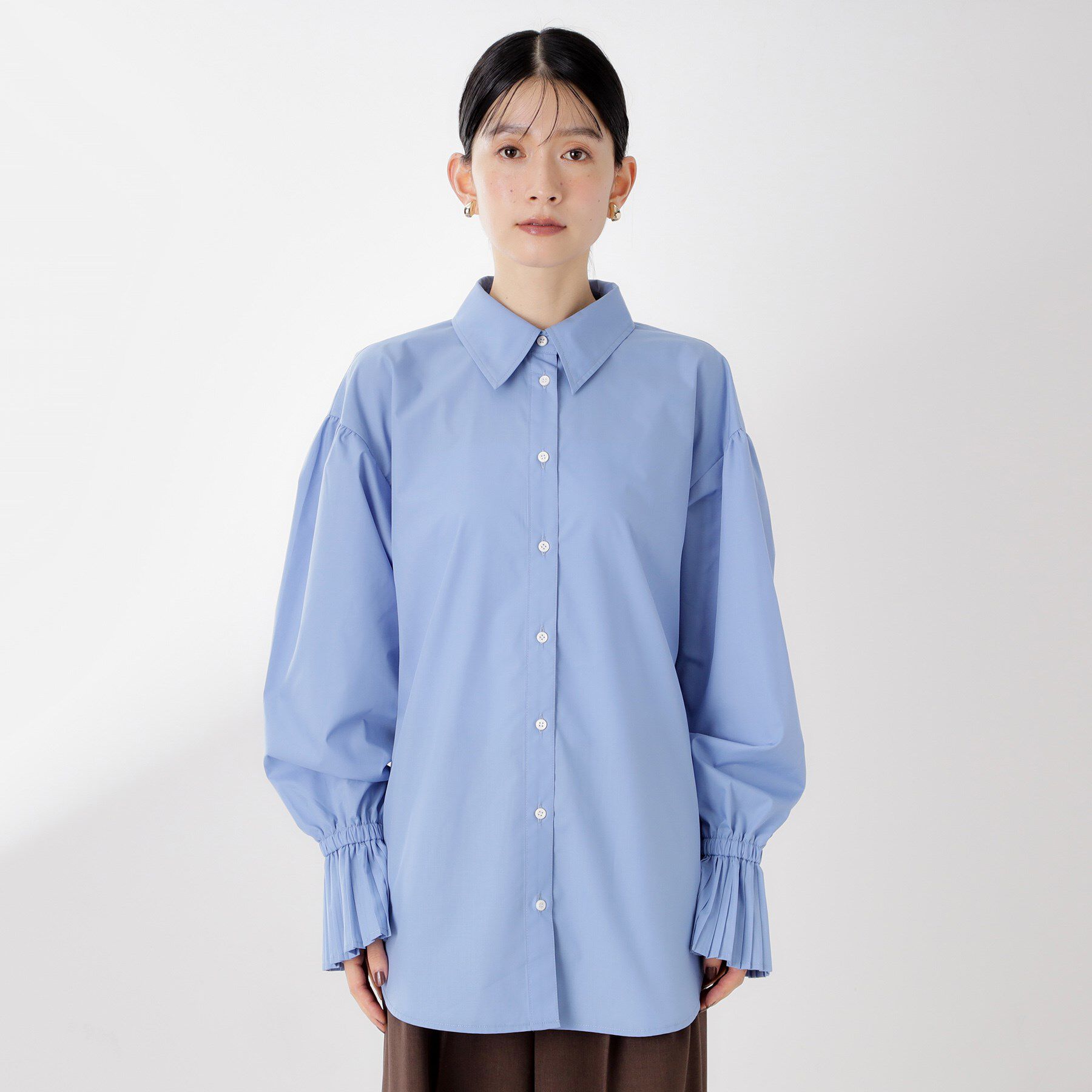 THE SHOP TK「袖プリーツ&バックシャーリングシャツ【体型カバー/洗える】」|シャツ・ブラウス|