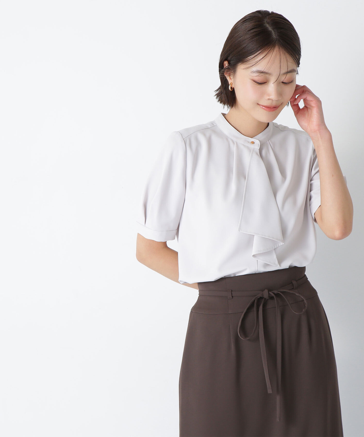  「ラッフルタイブラウス」|シャツ・ブラウス|ライトグレー 3