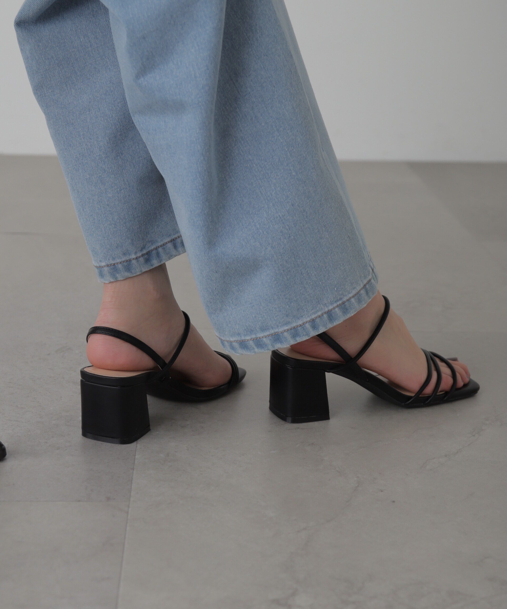  「ストラップサンダル」|その他|