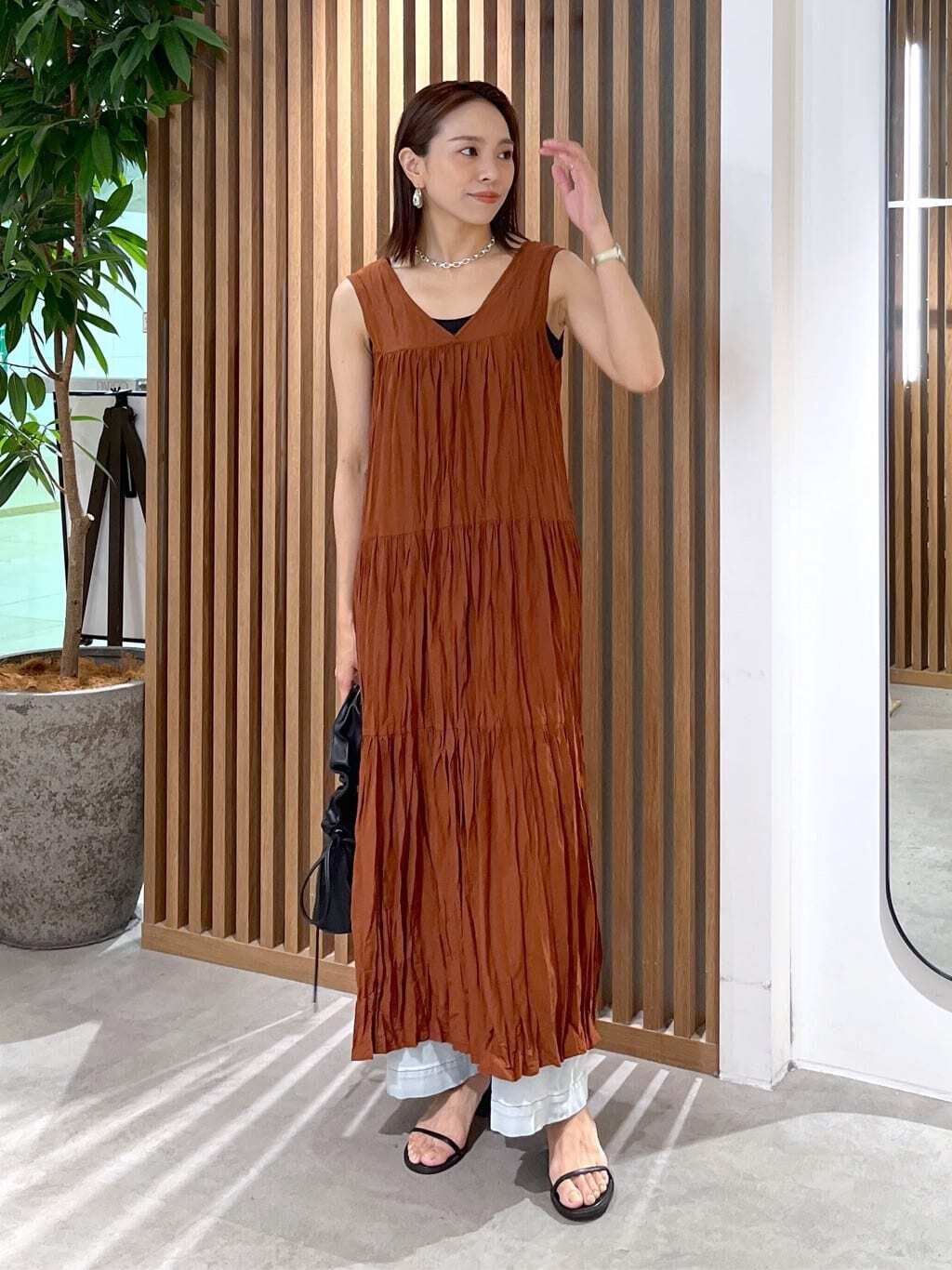  「ワッシャーティアードノースリーブワンピース」|ワンピース|