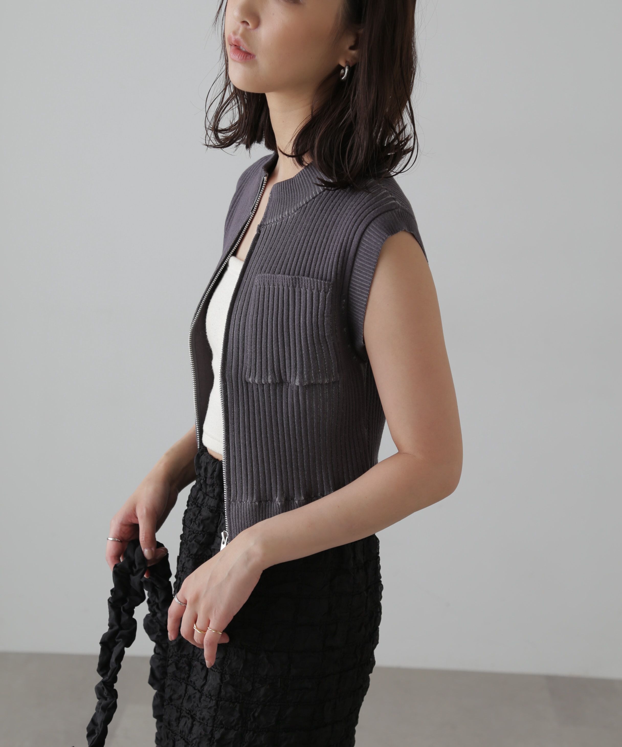  「バイカースタンド配色リブニットベスト」|ニット・セーター|