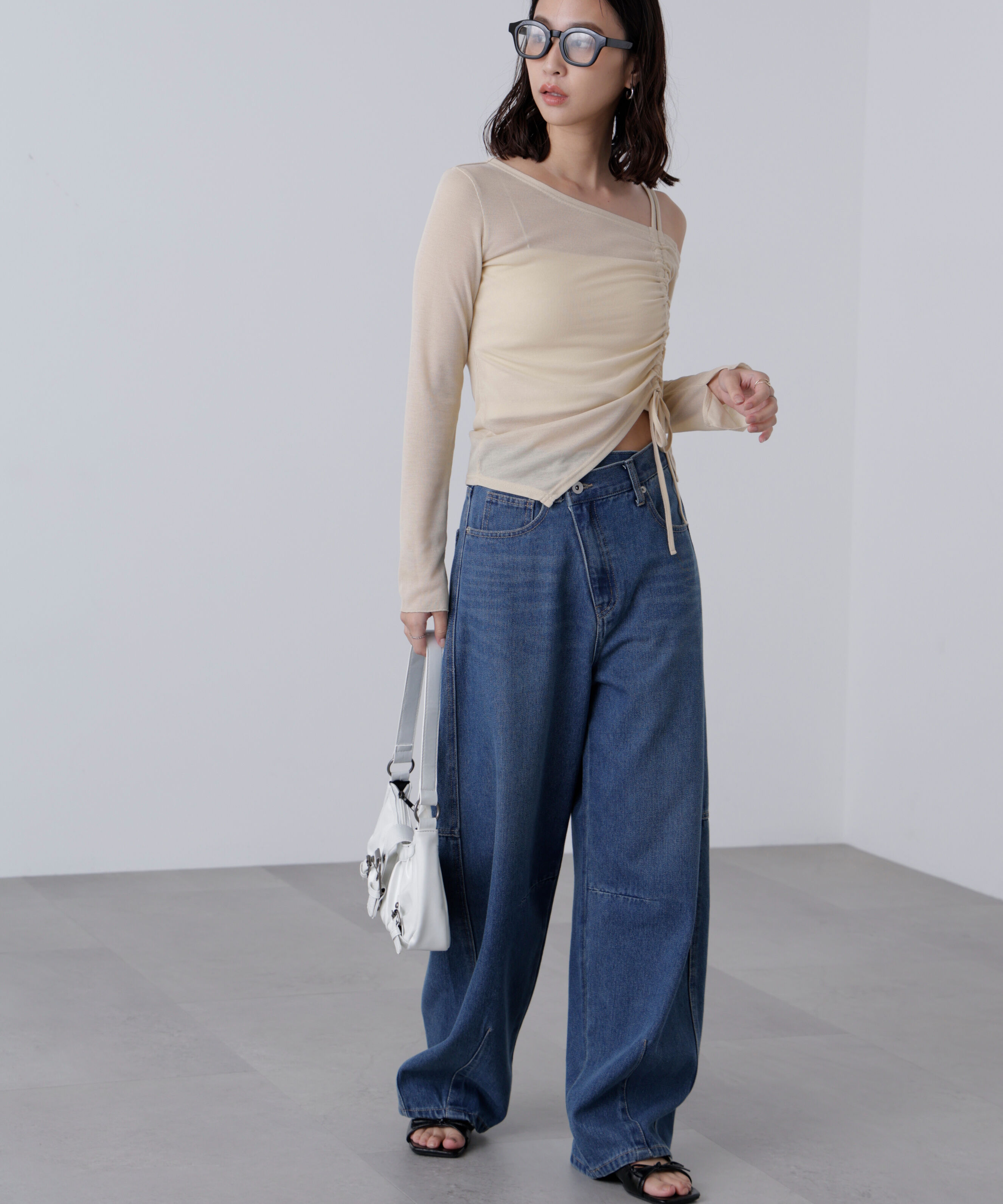  「[低身長サイズ/Sシリーズ]アシメベルトコクーンデニムパンツ」|その他|