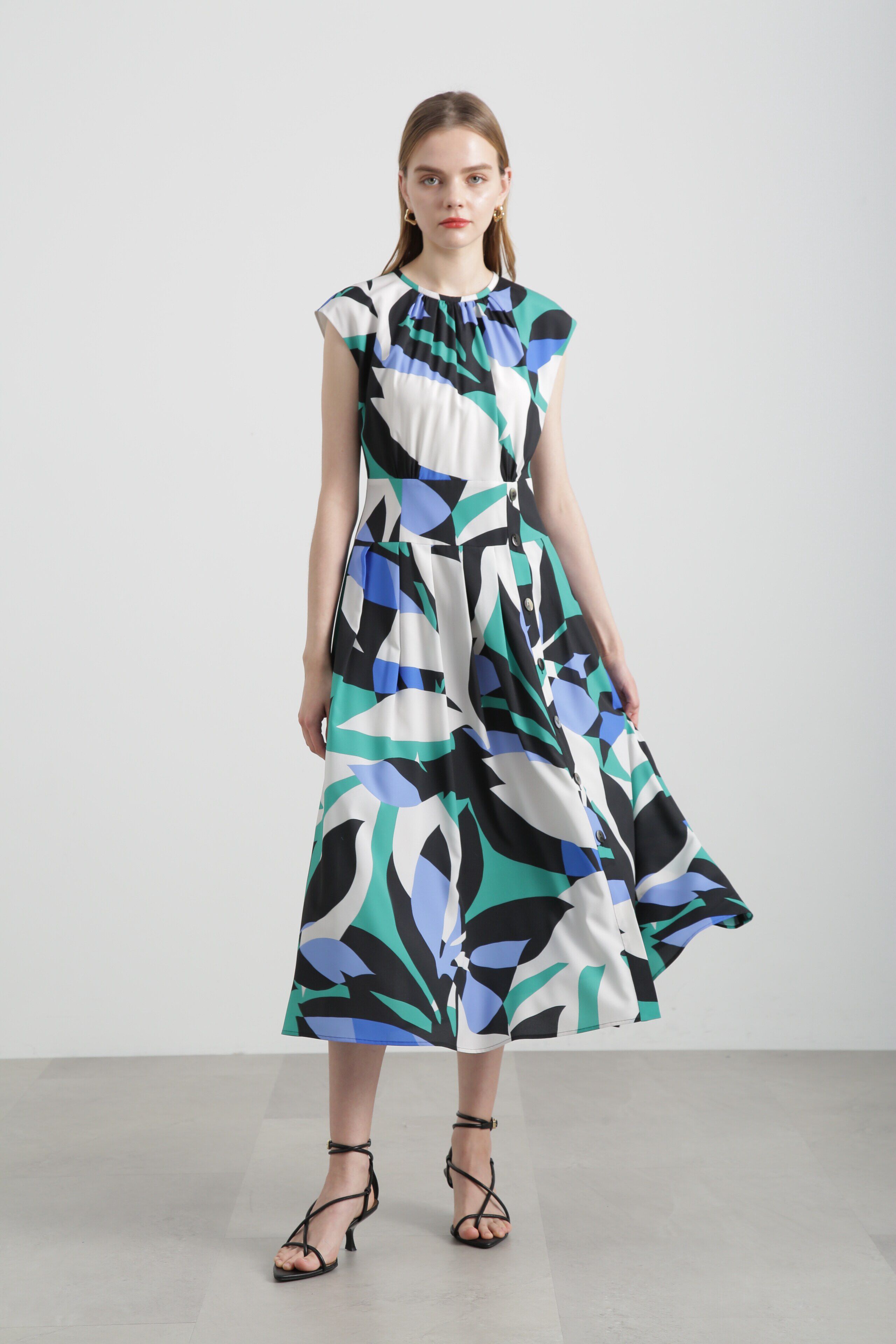  「◆リーフプリントワンピース」|ワンピース|