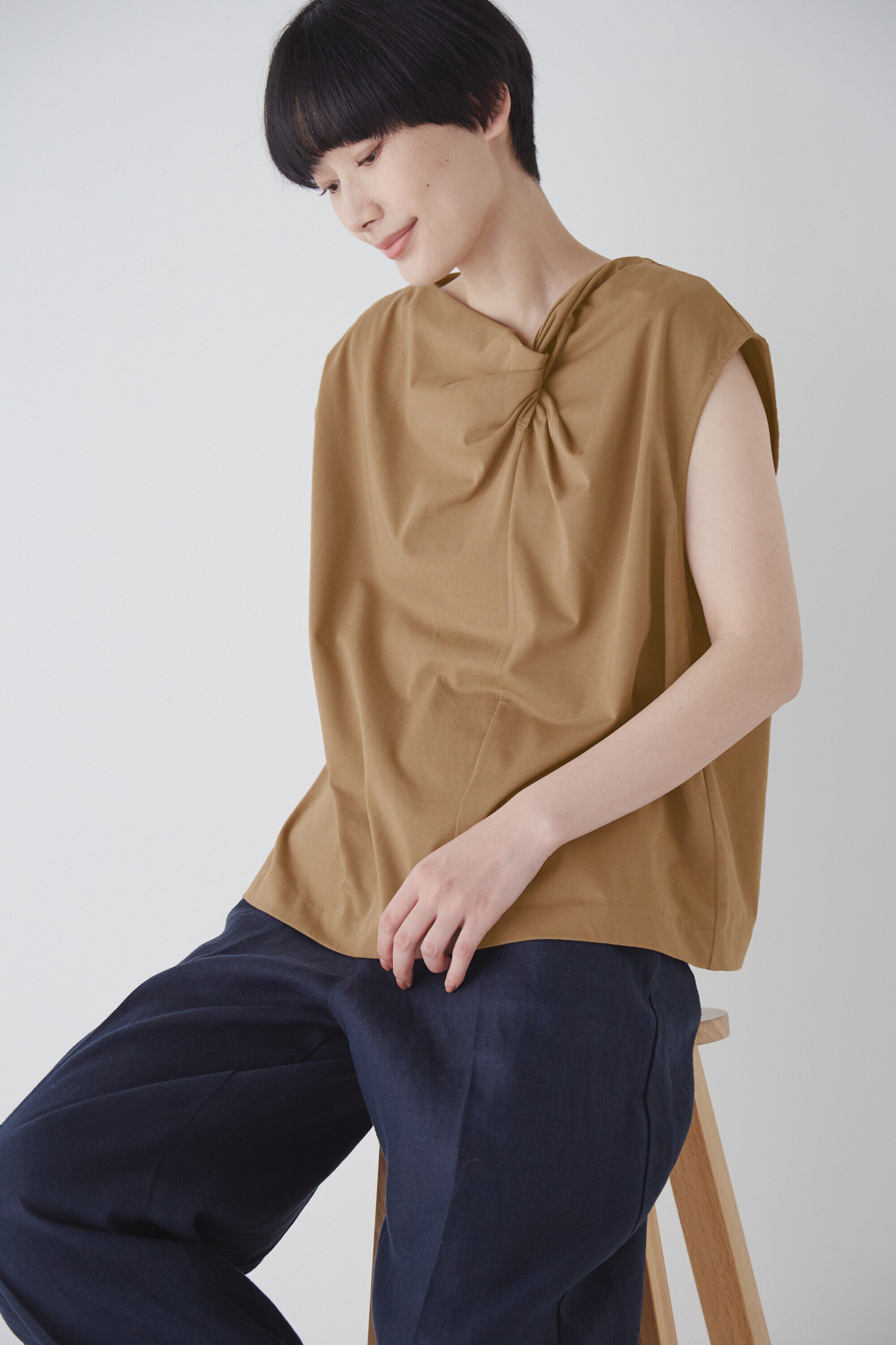  「◆ツイストネックプルオーバー」|Tシャツ・カットソー|ライトブラウ