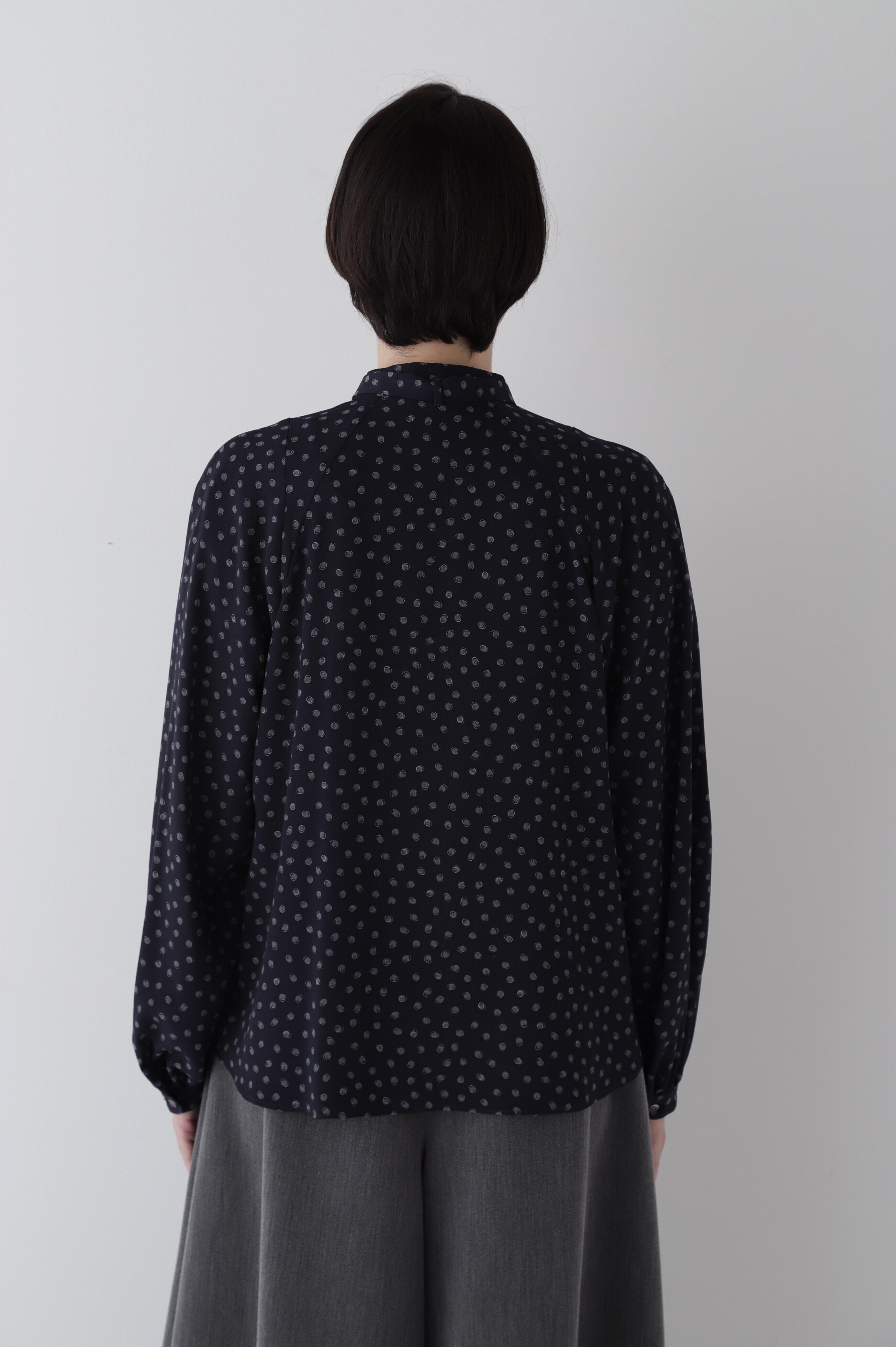  「◆デシンドットプリントボウタイプルオーバー」|シャツ・ブラウス|