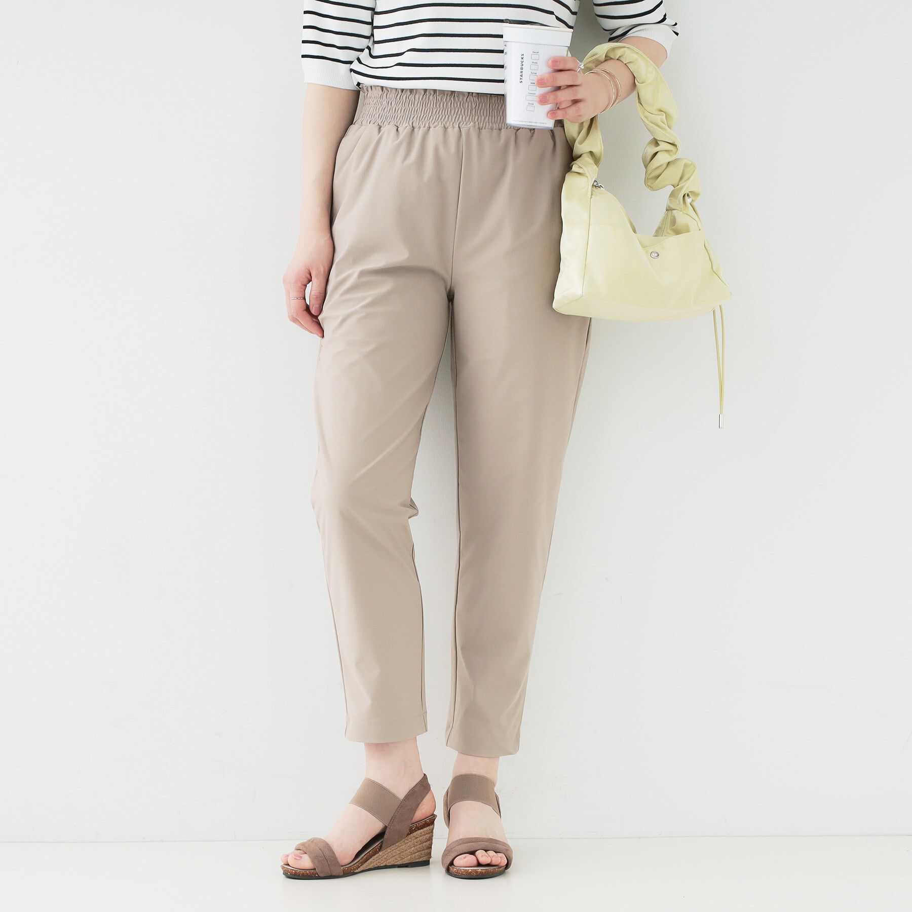 SHOO･LA･RUE「【洗える/S-LL/ひんやり】さらっとしたタッチが癖になる ストレッチテーパードパンツ」|その他|ベージュ(052)