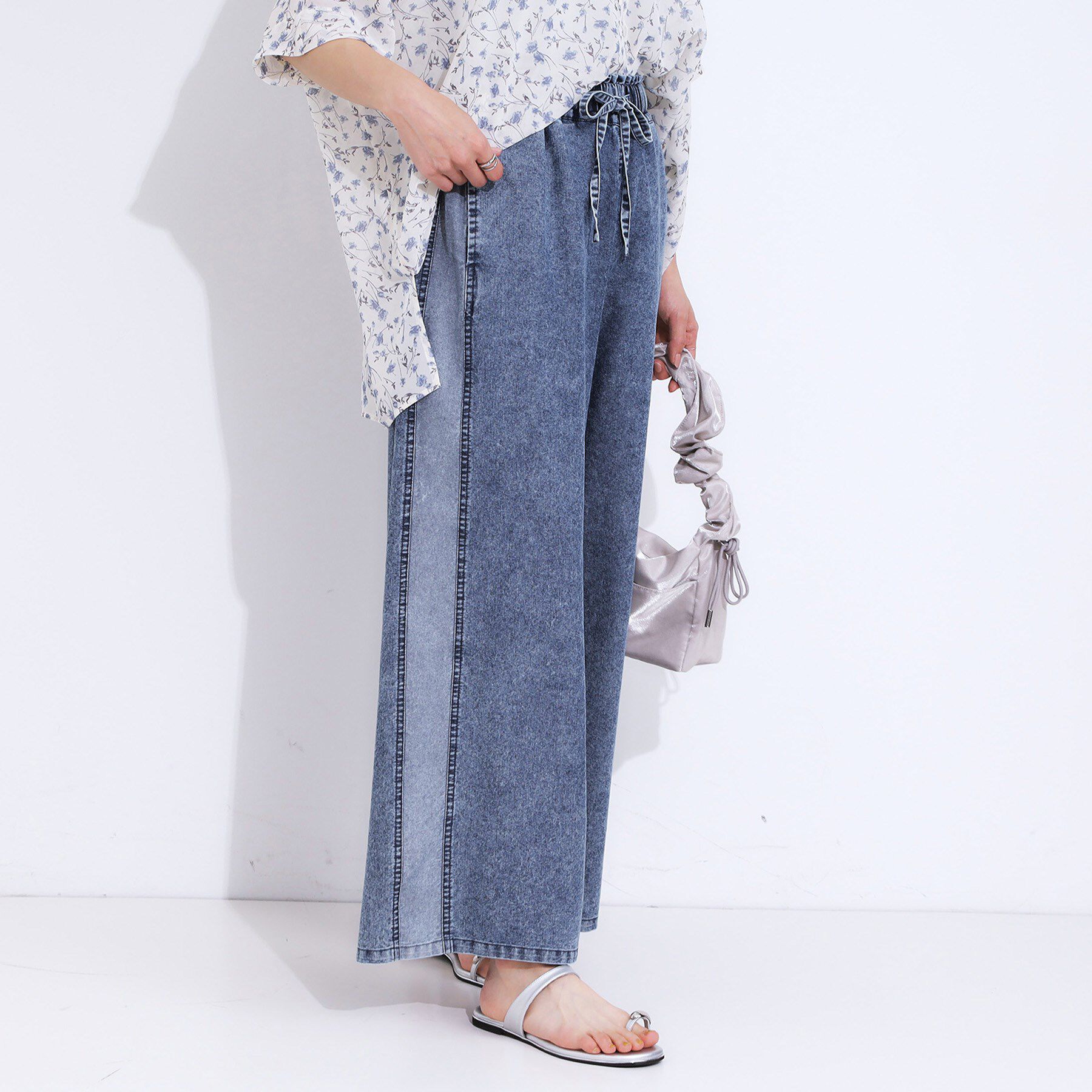 SHOO･LA･RUE「【S-LL】サイドラインがアクセント イージーデニムパンツ」|デニム|