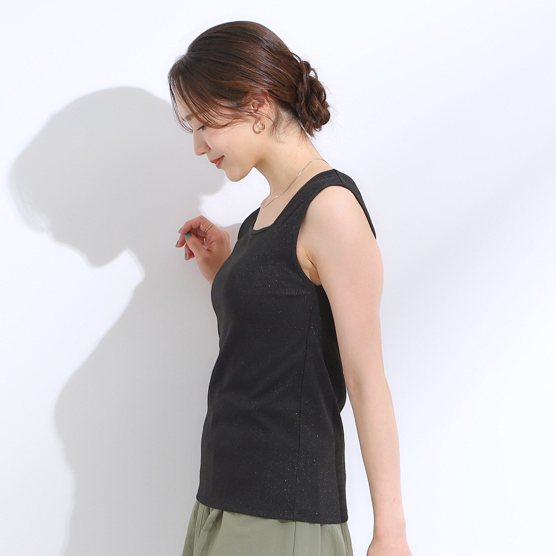 SHOO･LA･RUE「【S-LL】デコルテラインをきれいに魅せる ラメテレコタンクトップ」|キャミソール|