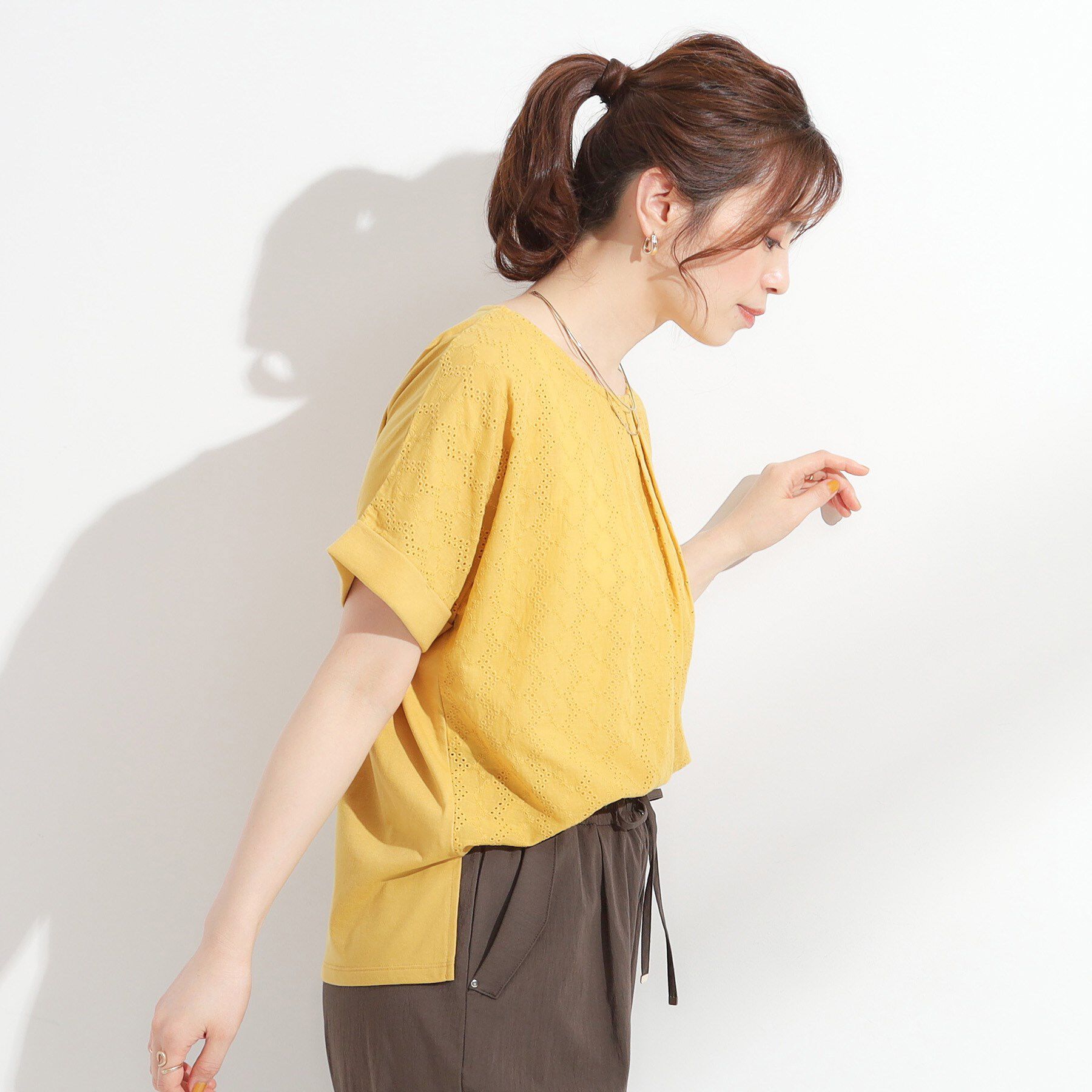 SHOO･LA･RUE「【S-LL】大人の上品な甘さ 刺繍レース切り替えトップス」|Tシャツ・カットソー|