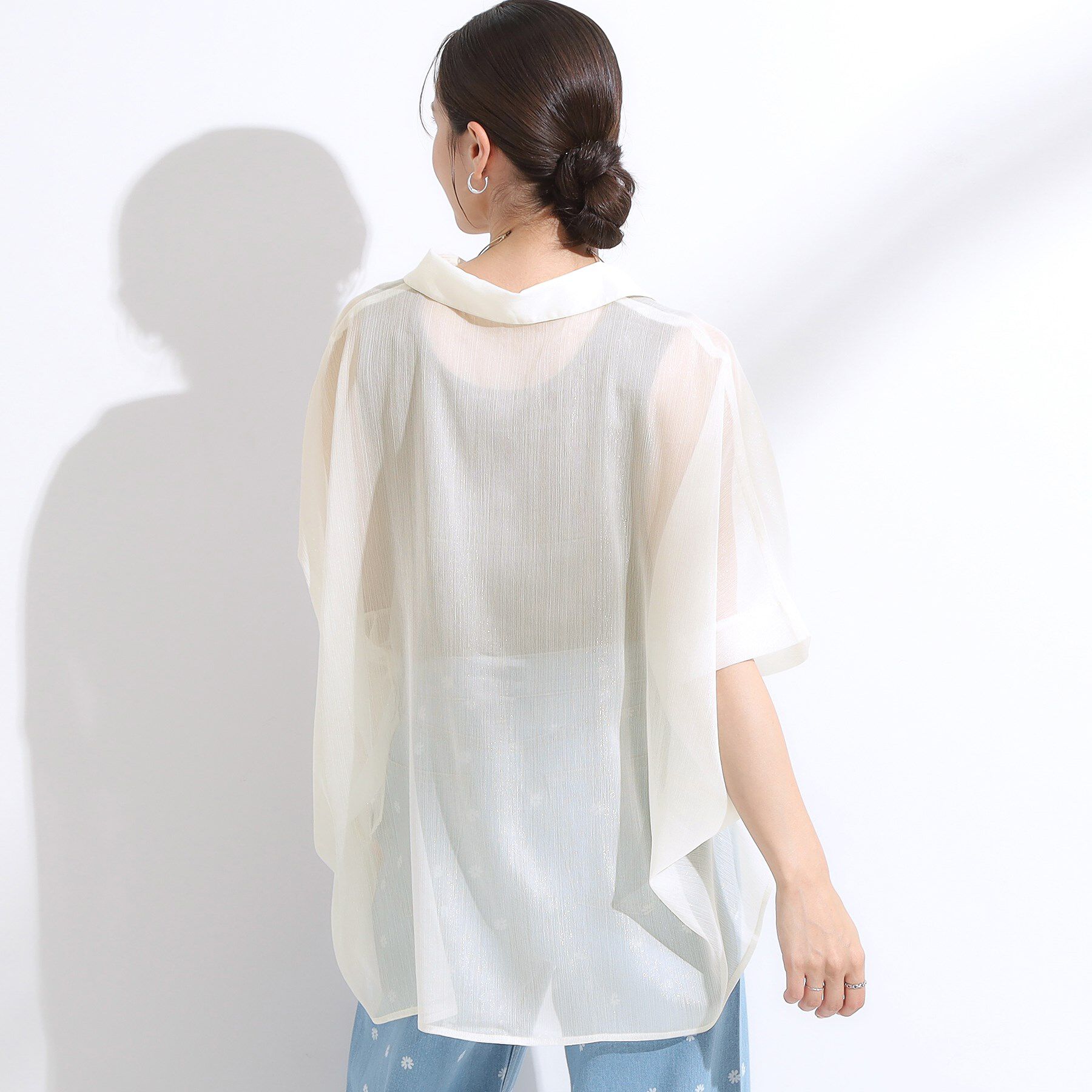 SHOO･LA･RUE「大人のシアー感 ラメが華やかな楊柳ポンチョシャツ」|シャツ・ブラウス|