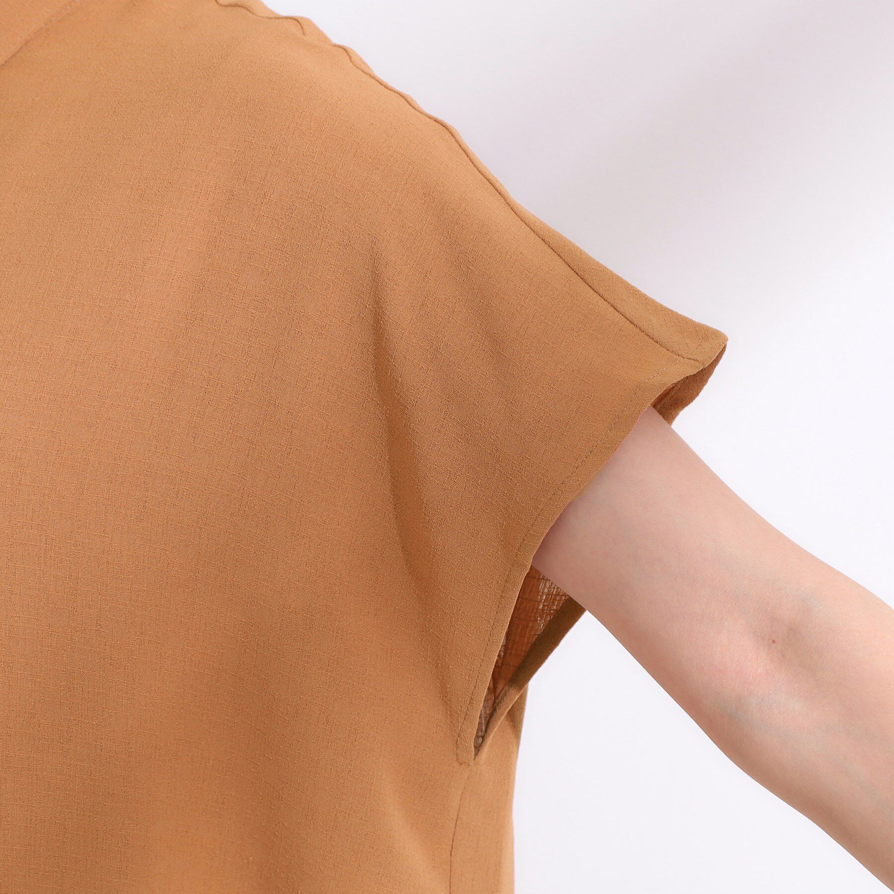 SHOO･LA･RUE「【S-LL/ひんやり】さらりとしたタッチが心地よい バックギャザーブラウス」|チュニック|