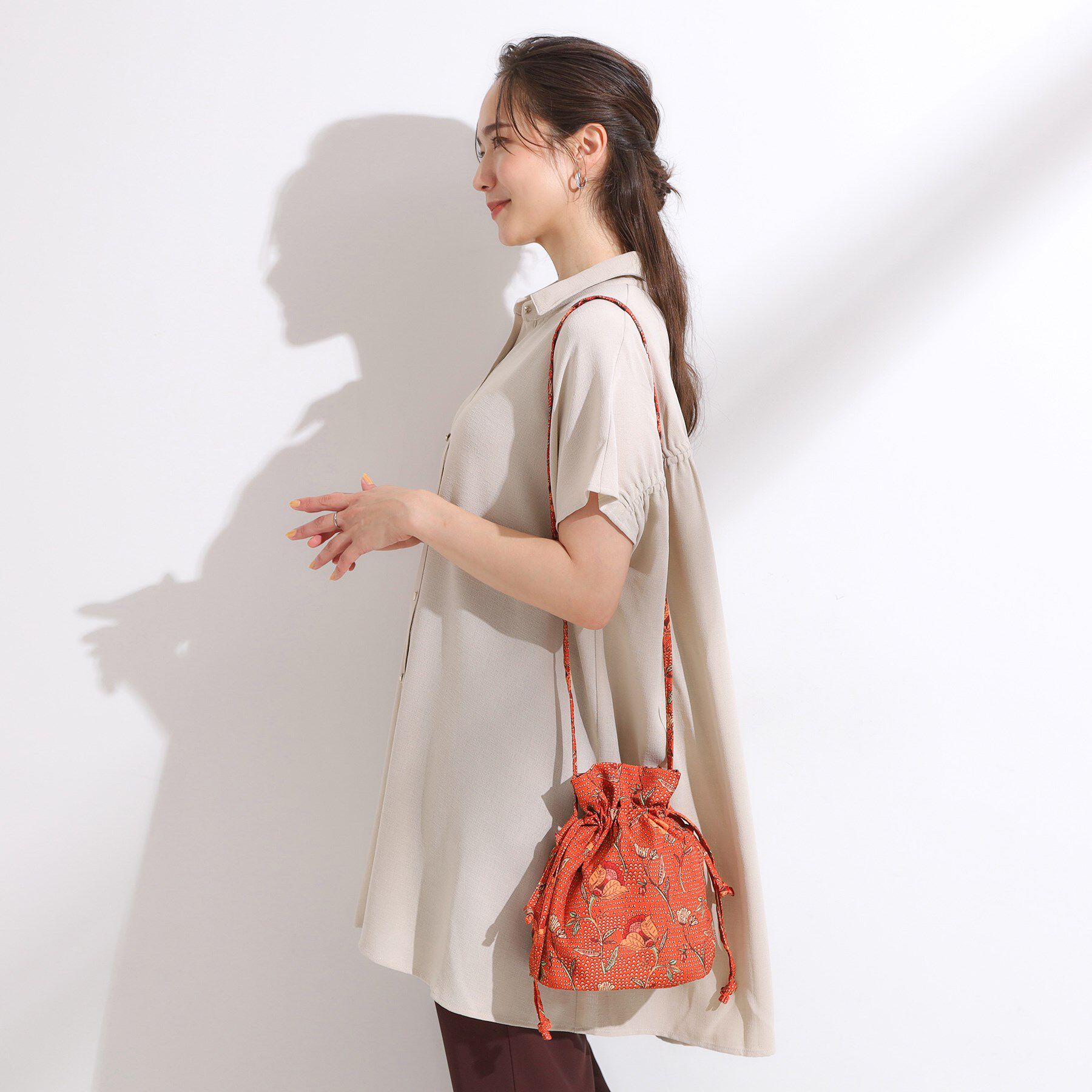 SHOO･LA･RUE「ころんとしたフォルムが魅力 ラタプリント 巾着ショルダーバッグ」|ショルダー・メッセンジャー|