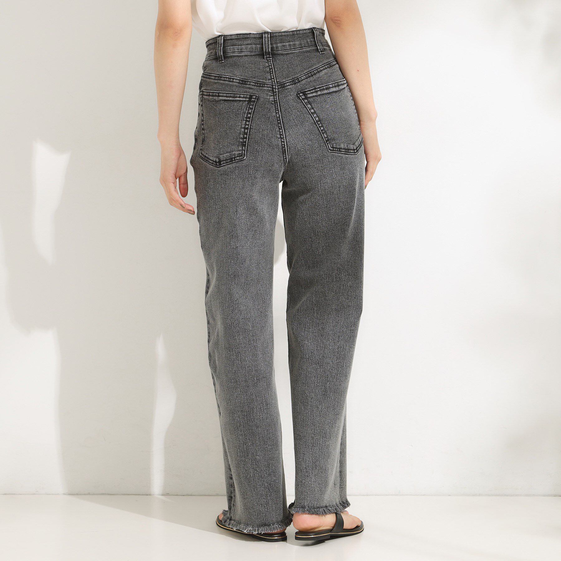 SHOO･LA･RUE「【S-LL/裏ひんやり/ストレッチ】ワイドストレートデニムパンツ」|デニム|