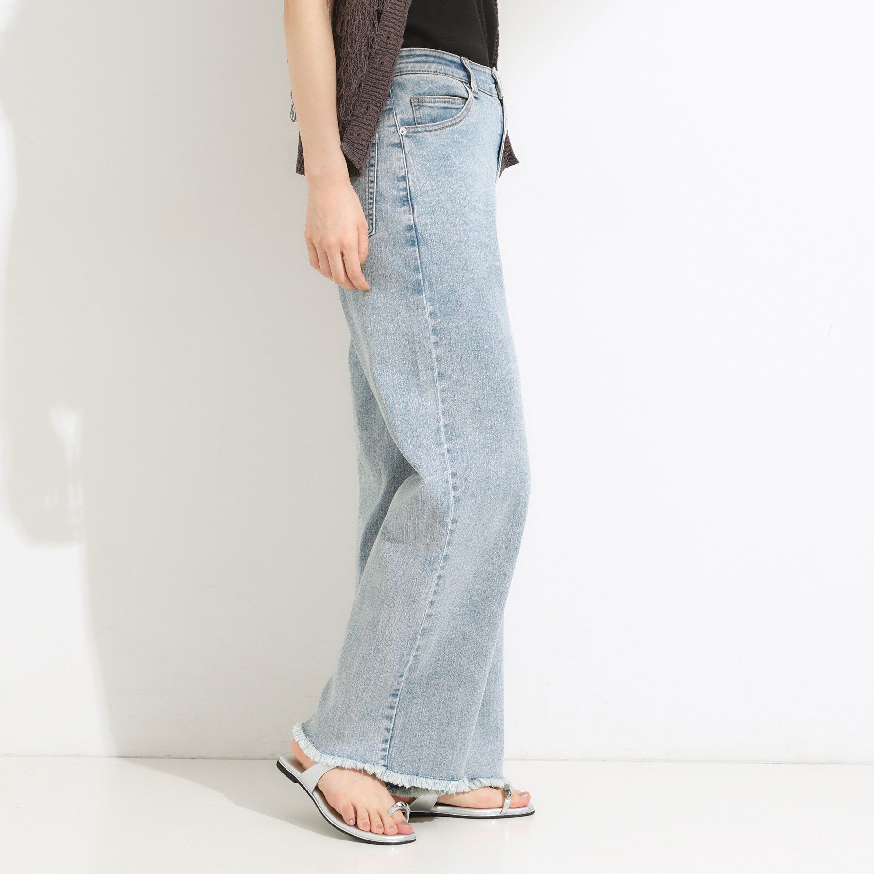 SHOO･LA･RUE「【S-LL/裏ひんやり/ストレッチ】ワイドストレートデニムパンツ」|デニム|