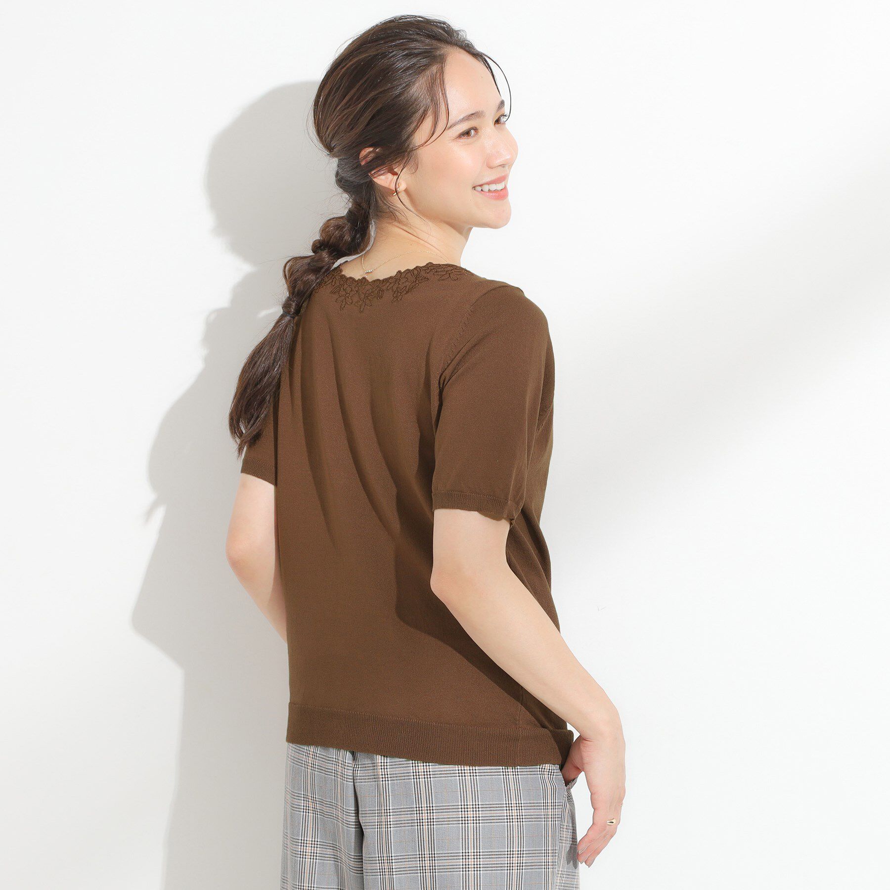 SHOO･LA･RUE「【洗える/S-LL/前後2WAY】きれい見え 刺繍ニットカーディガン」|カーディガン|