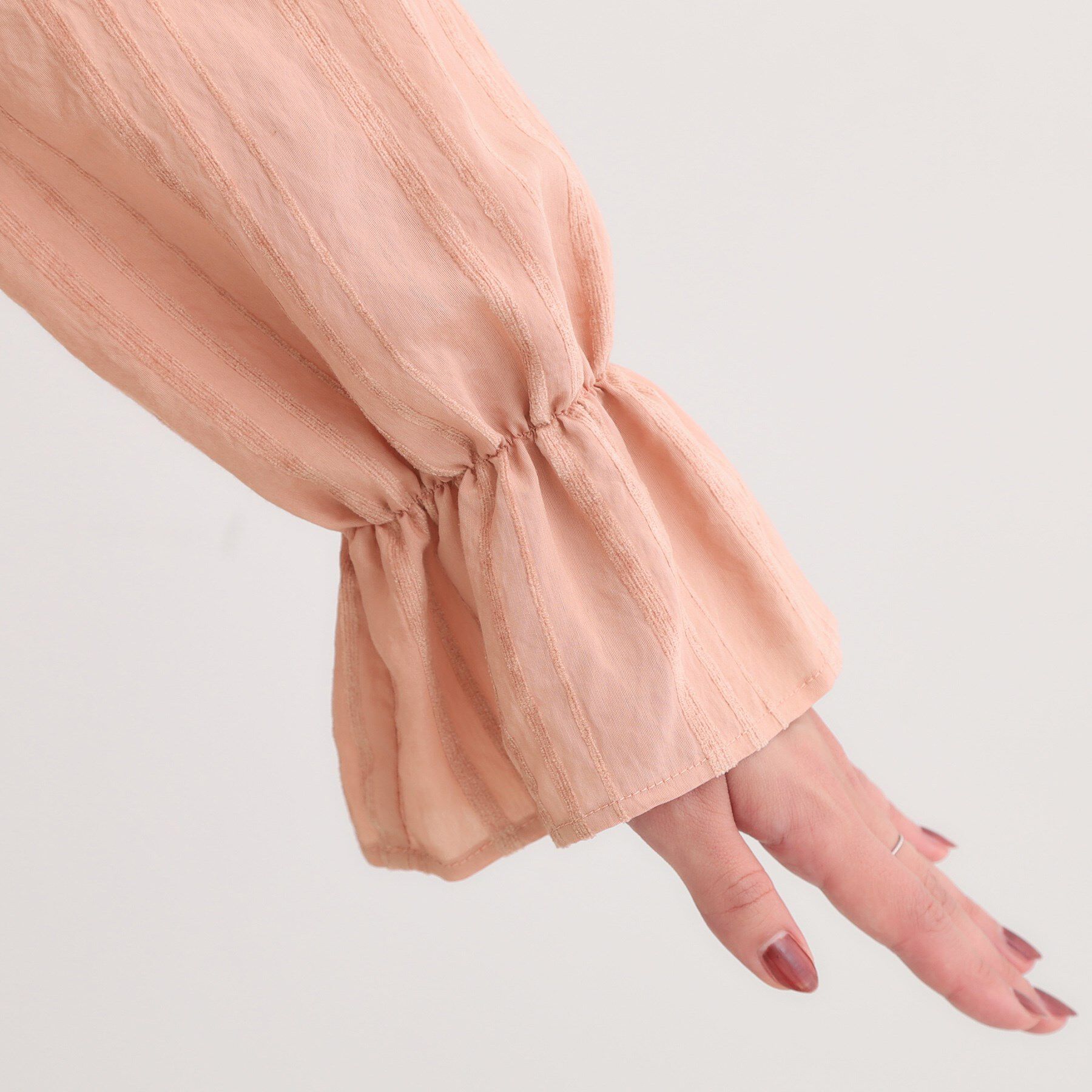 SHOO･LA･RUE「【S-LL】大人フェミニン ペプラム風フリルブラウス」|シャツ・ブラウス|