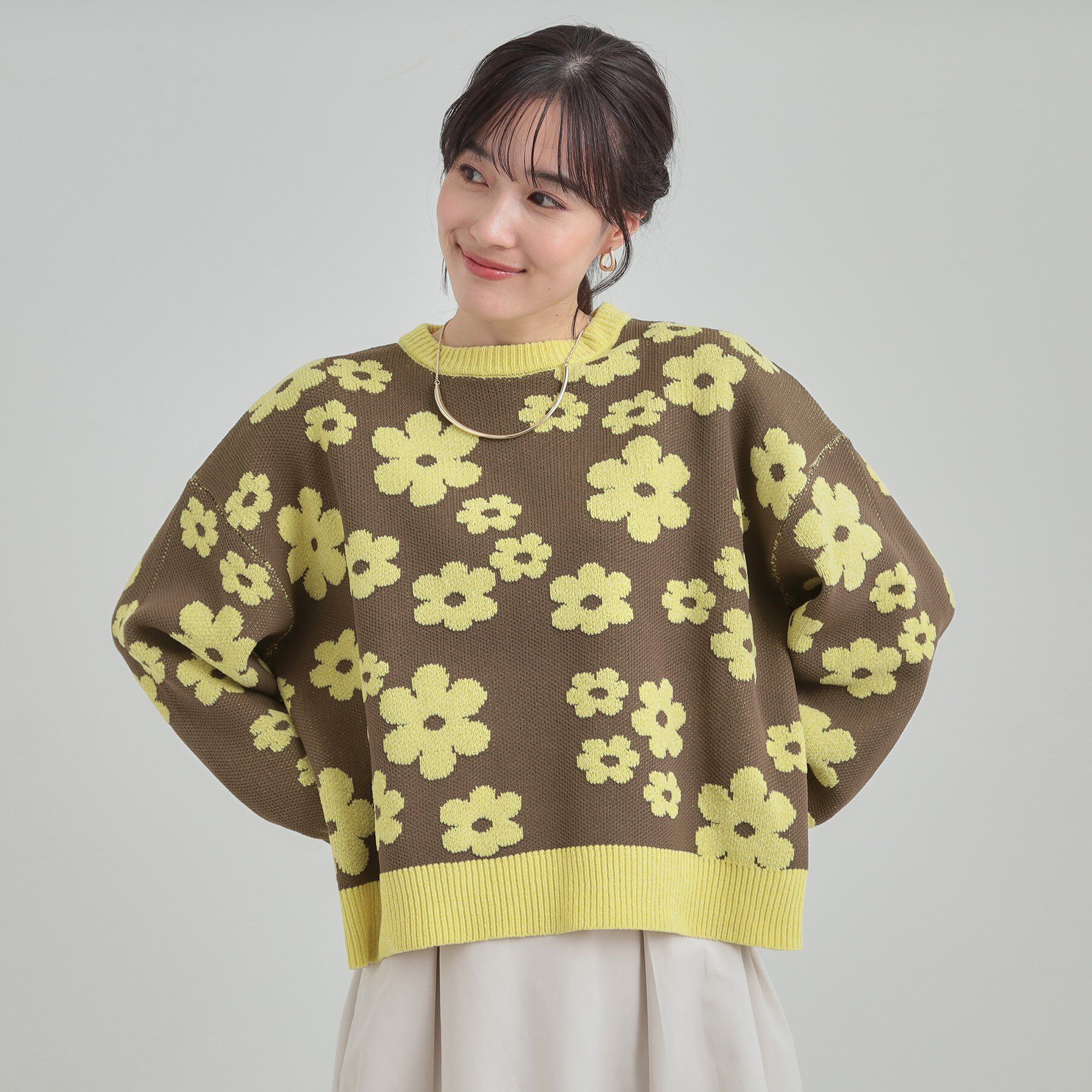 SHOO･LA･RUE「【S-LL】レトロ感漂う デイジー柄 総柄ニット」|ニット・セーター|