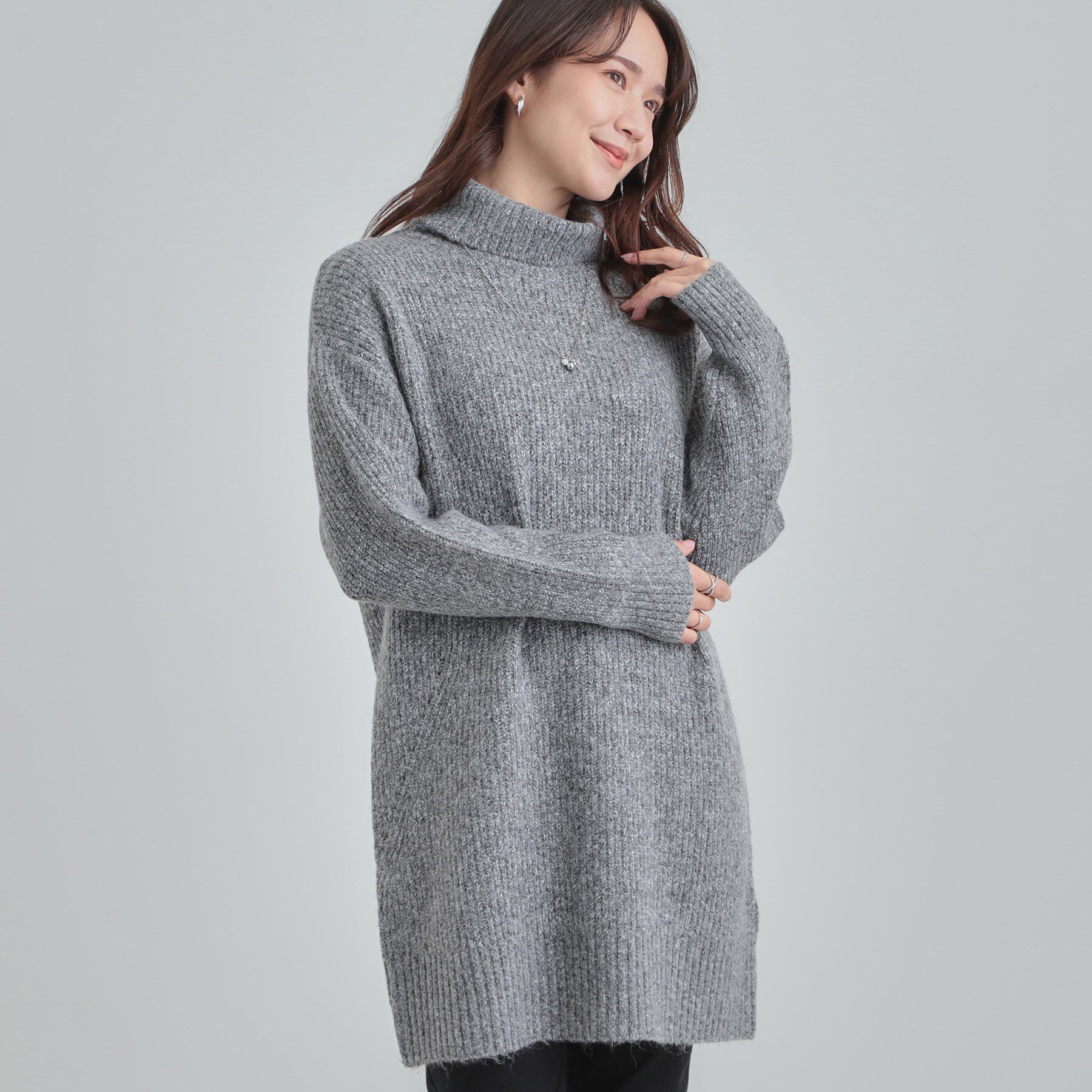 SHOO･LA･RUE「【洗濯機可/S-LL/体型カバー】女性らしい美シルエット チュニックニットワンピース」|ニット・セーター|チャコールグレー(0