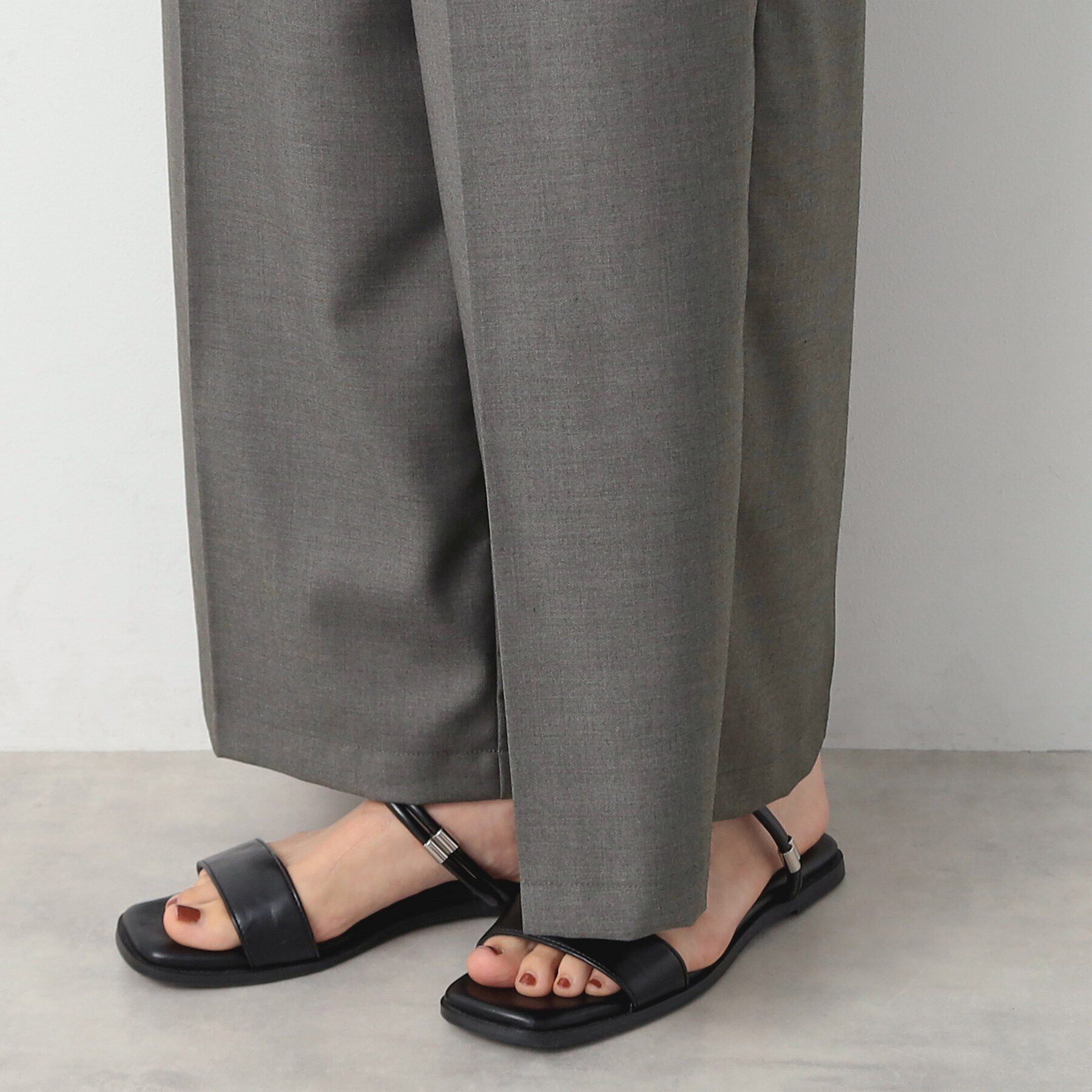 Dessin「【洗える】センタープレスワイドパンツ」|その他|