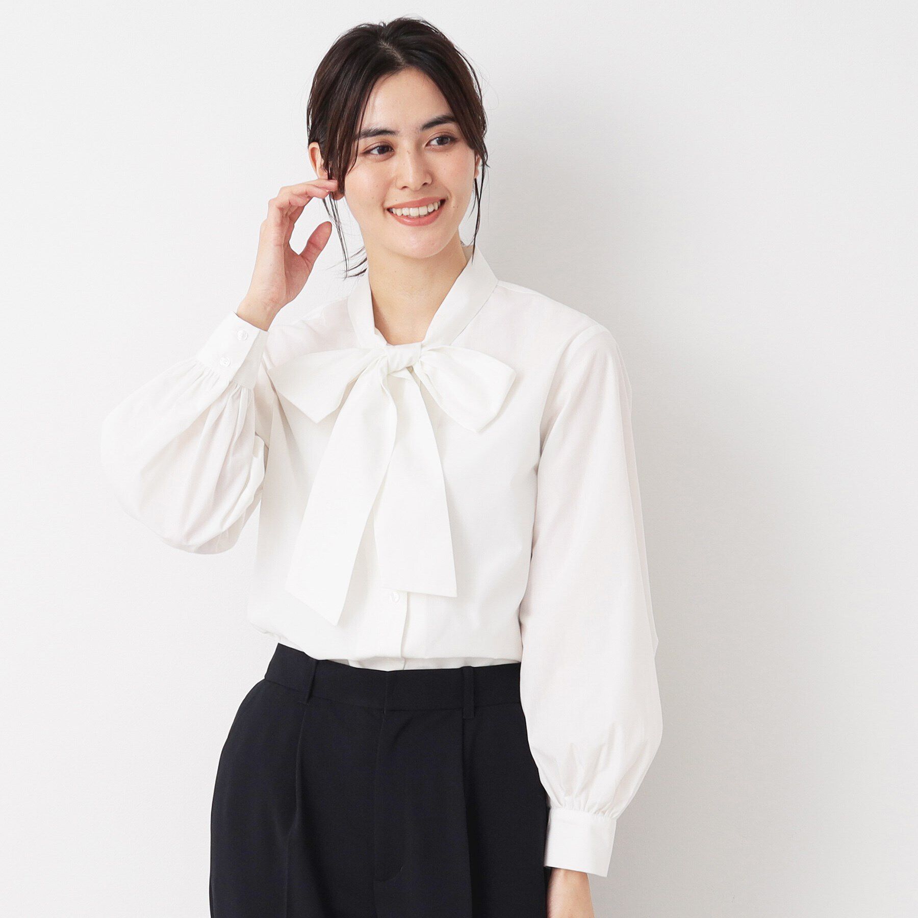 Dessin「【入卒/セレモニー/洗える】ボウタイリボンブラウス」|シャツ・ブラウス|