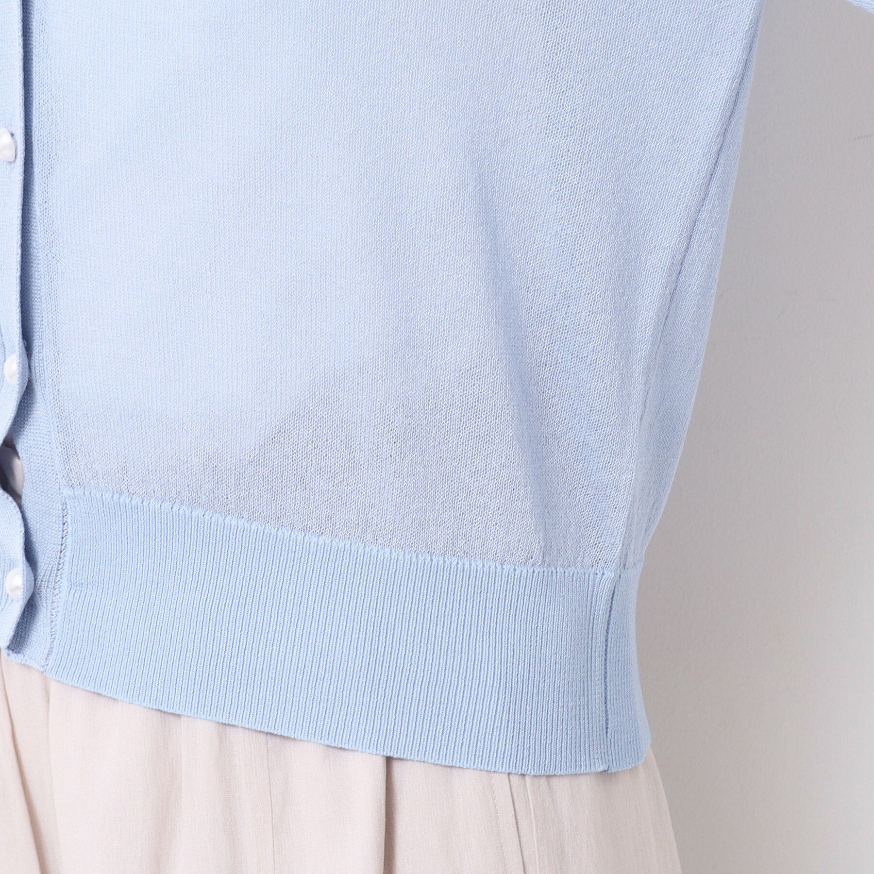 Dessin「【UVカット・洗える】パール調ボタンシアーカーディガン」|カーディガン|