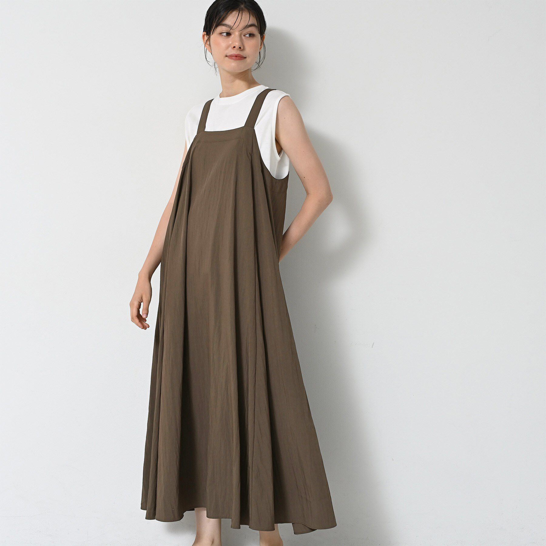 Dessin「【洗える】ナイロンジャンパースカート」|ワンピース|ブラウン(044)