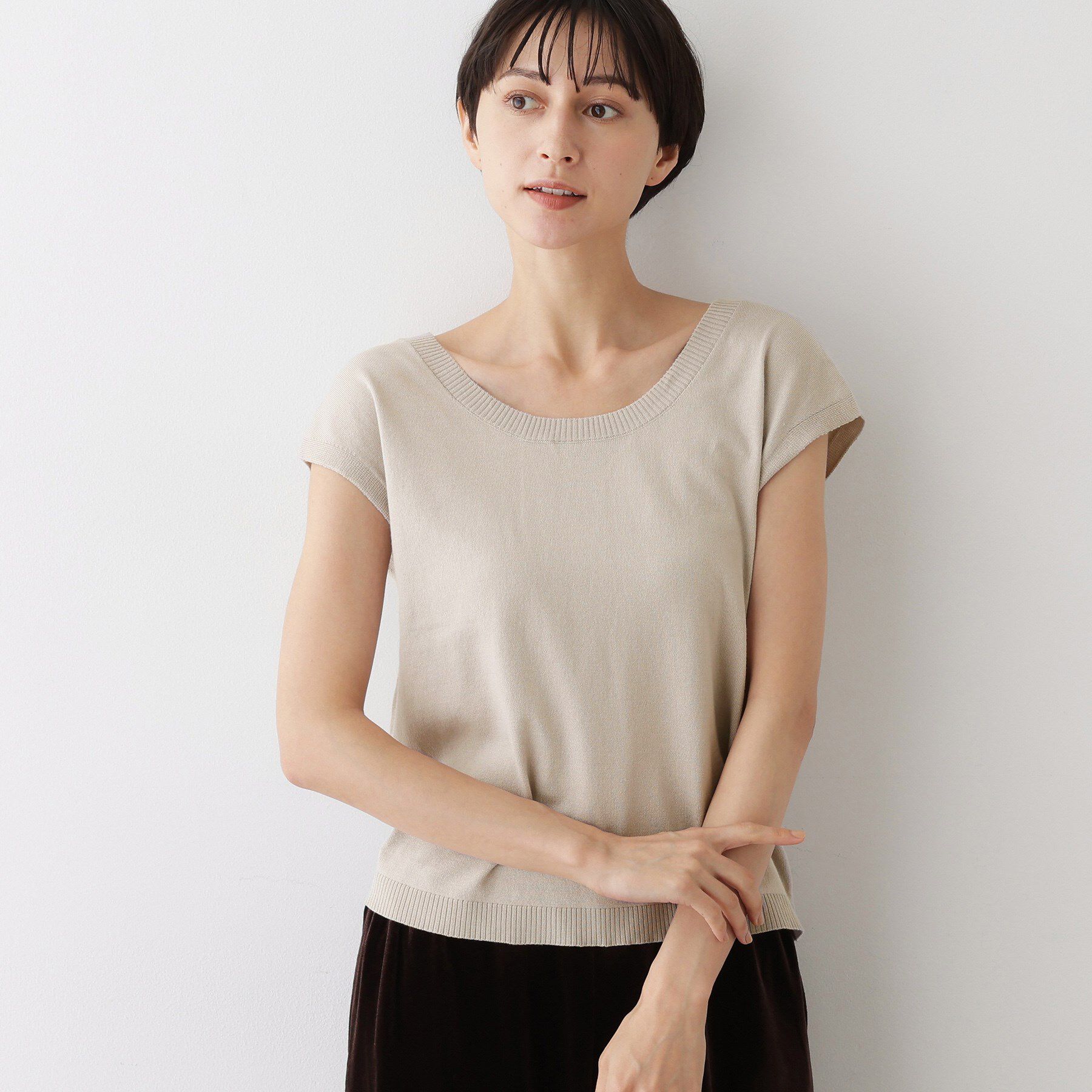 Dessin「【2点セット/3WAY/洗える】ノースリーブインナー付きVネックショート丈ニット」|ニット・セーター|