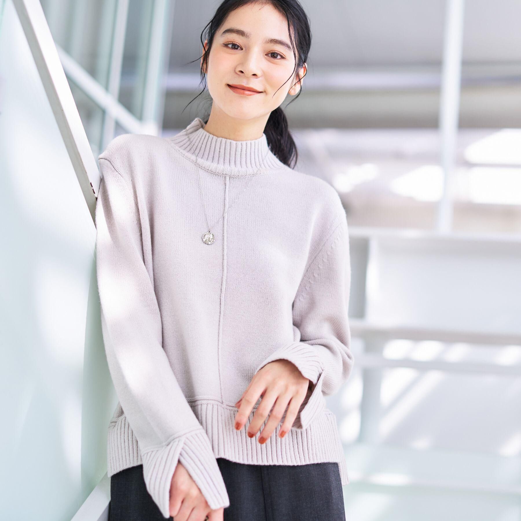 Dessin「【洗える】センタータックラインハイネックニット」|ニット・セーター|グレージュ(050)