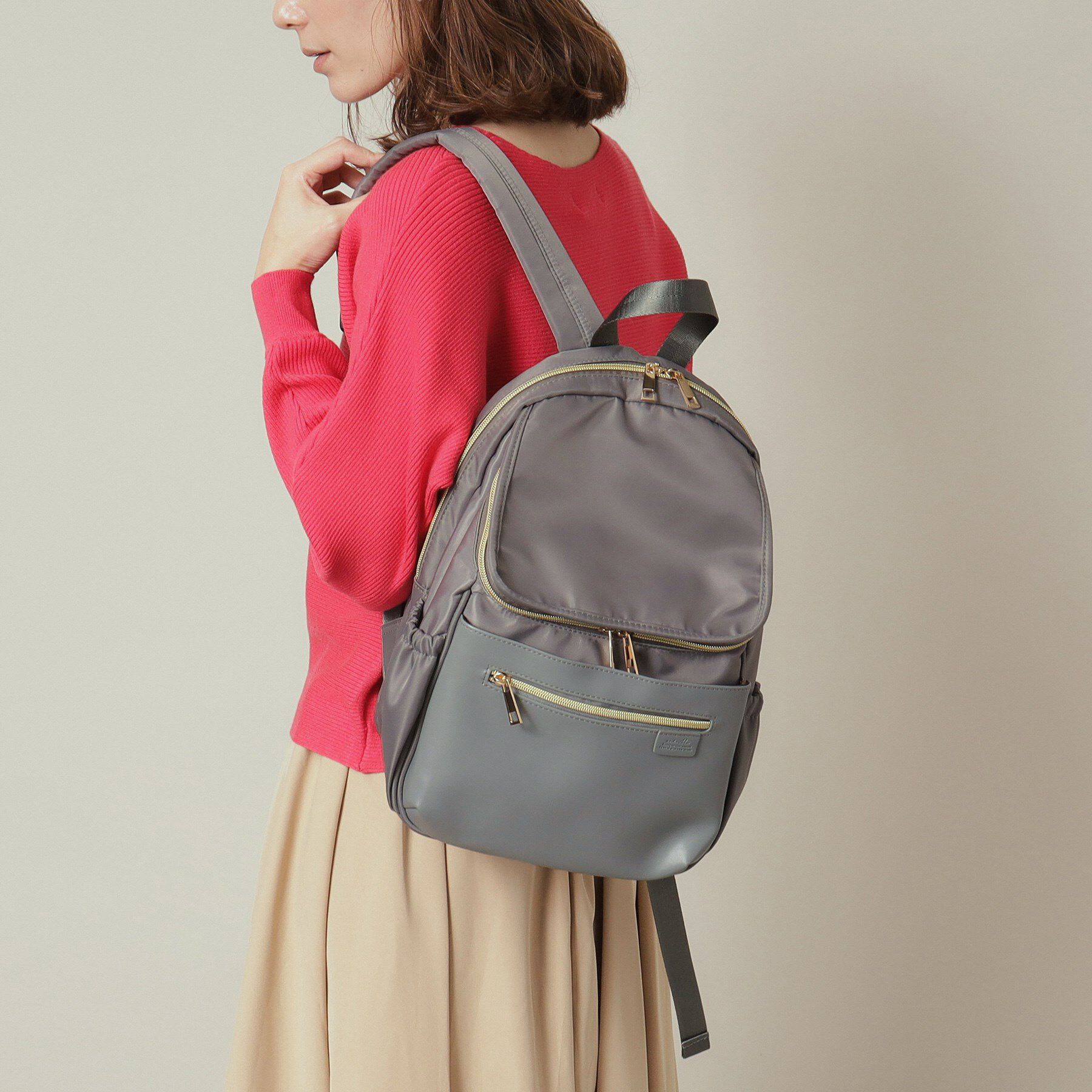 ITS&rsquo;DEMO「【A4対応／ポケット10】収納アドバイザーPCリュック」|リュック|チャコールグレー(0