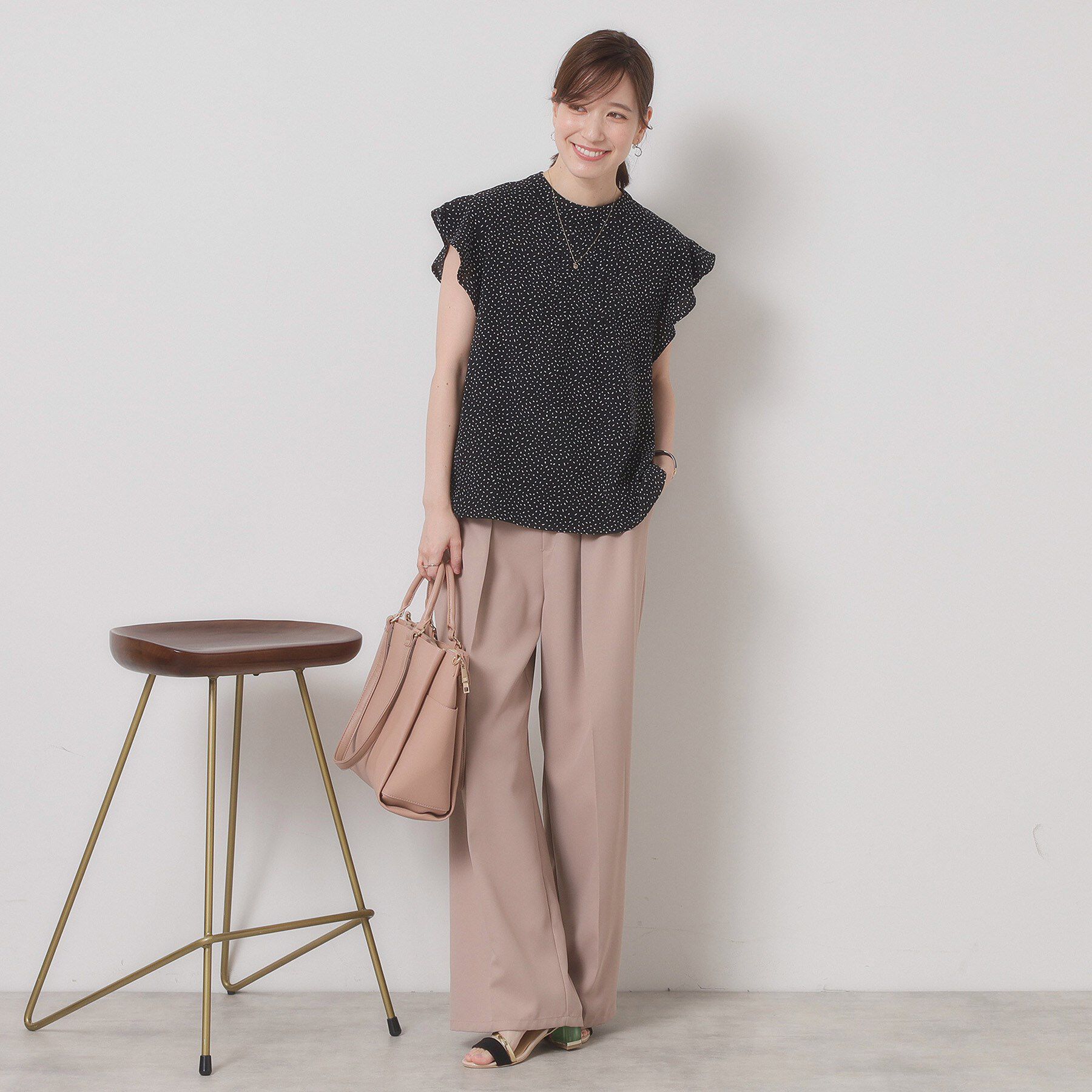 ITS&rsquo;DEMO「【接触冷感／手洗い可】フリル袖ブラウス」|シャツ・ブラウス|