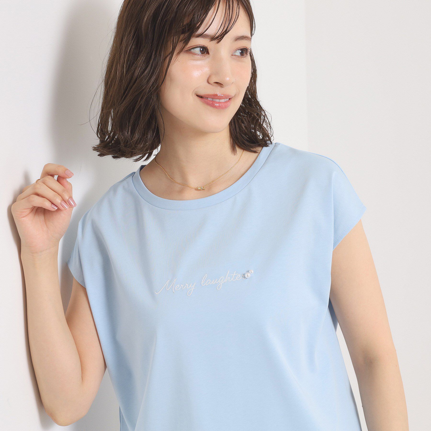 ITS&rsquo;DEMO「【接触冷感／洗濯機OK】刺繍&times;パール調ロゴフレンチT」|Tシャツ・カットソー|