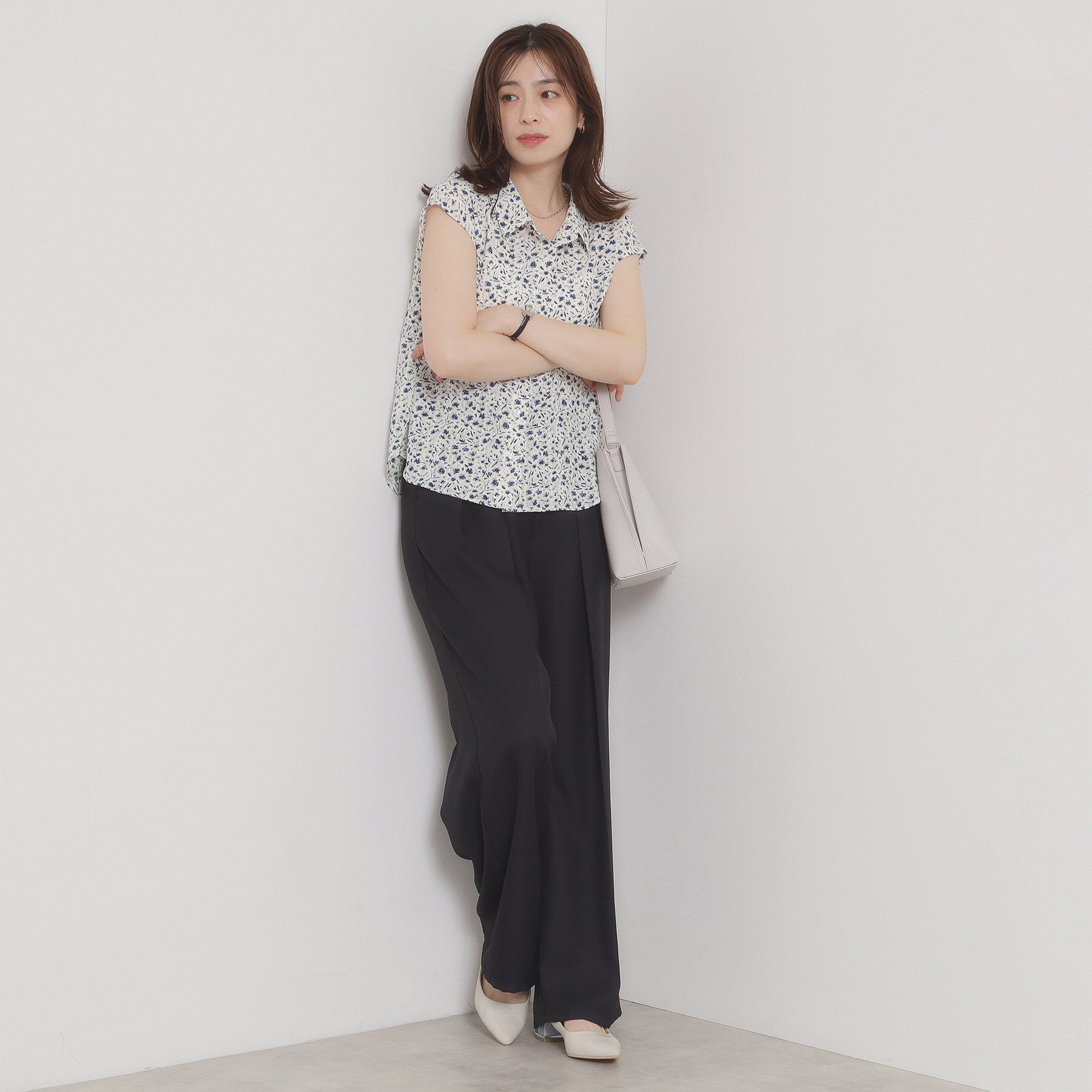 ITS&rsquo;DEMO「【洗濯機OK】シャーリング小花ブラウス」|シャツ・ブラウス|