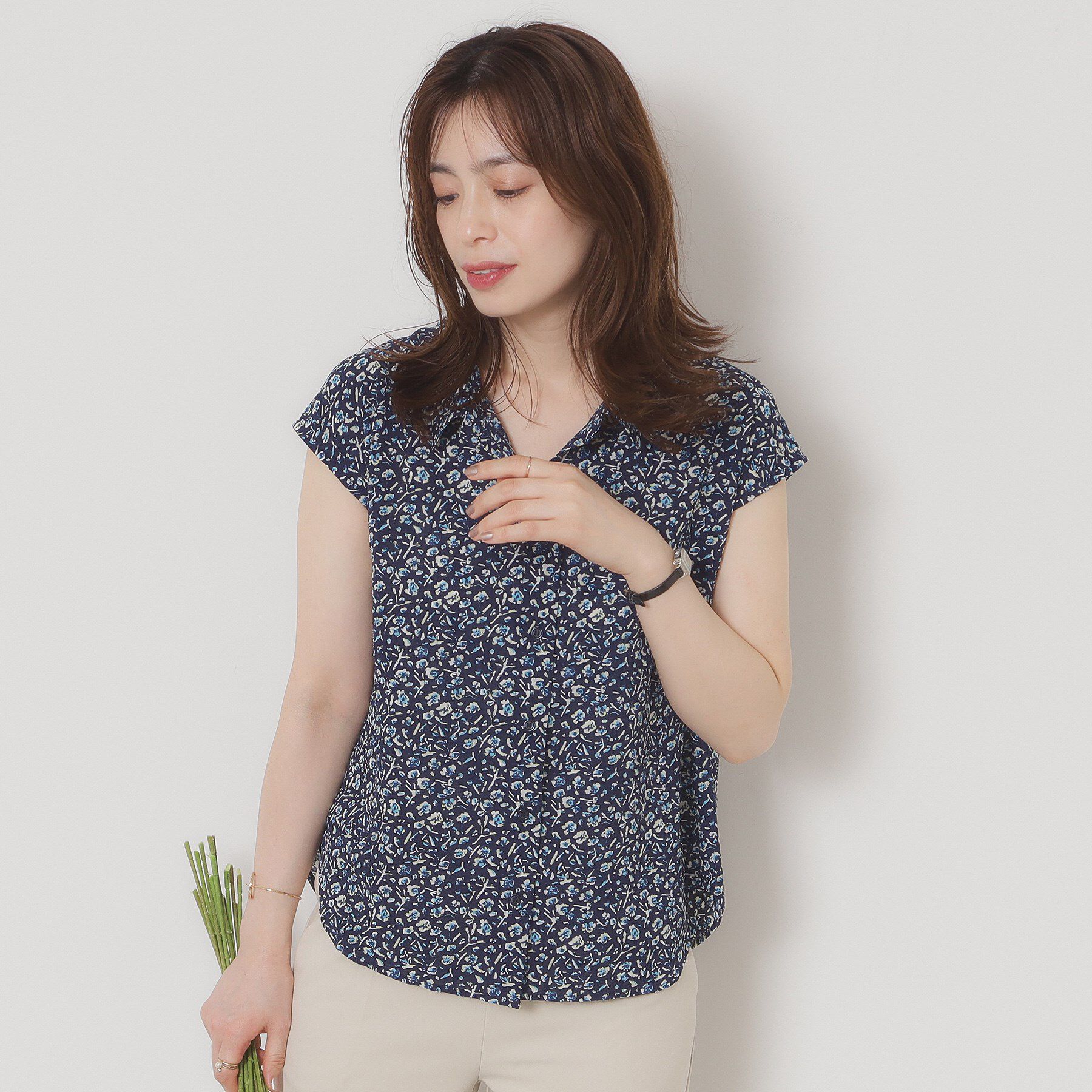 ITS&rsquo;DEMO「【洗濯機OK】シャーリング小花ブラウス」|シャツ・ブラウス|