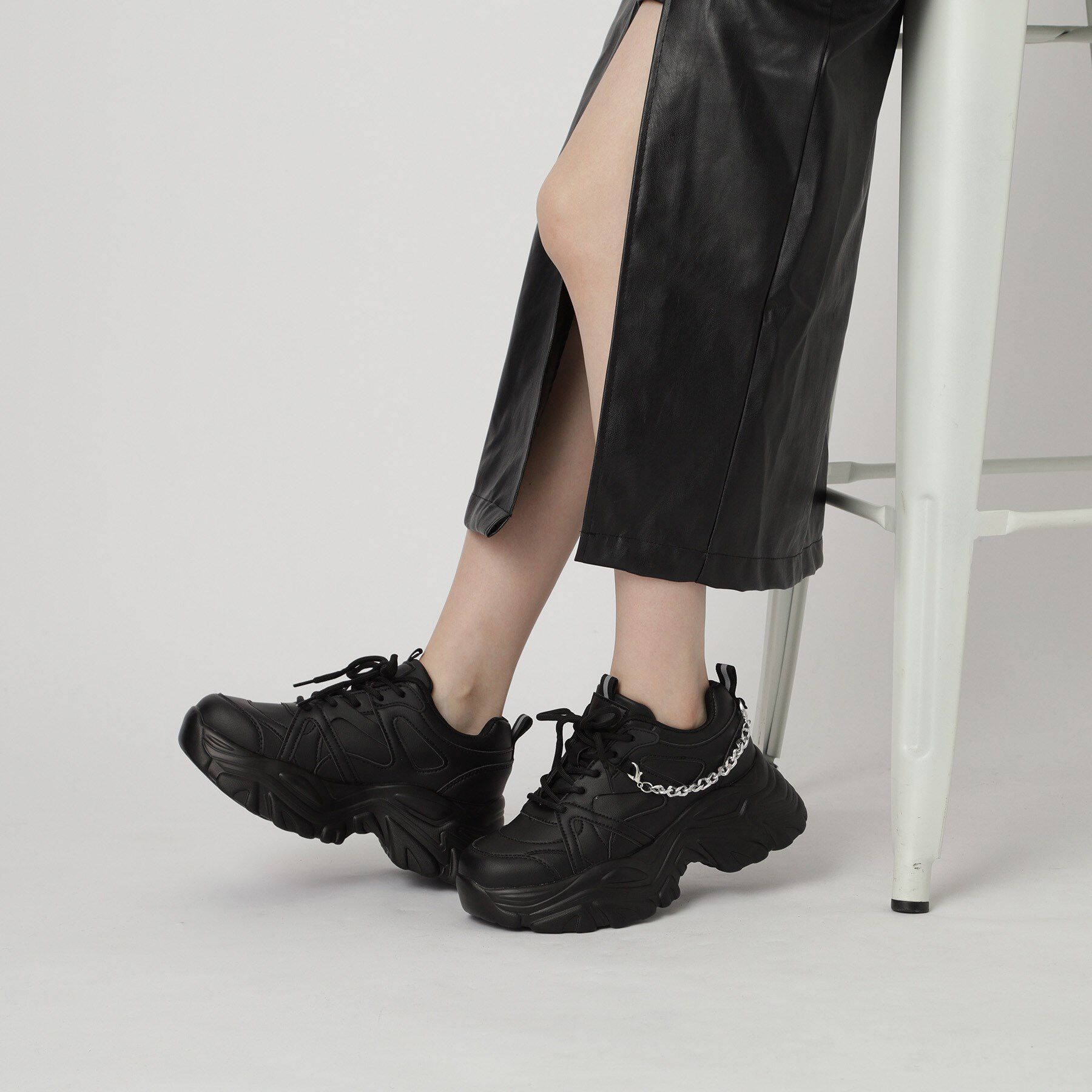 csT&P「【2WAYチェーン付き】軽量ボリュームソール厚底スニーカー」|スニーカー|