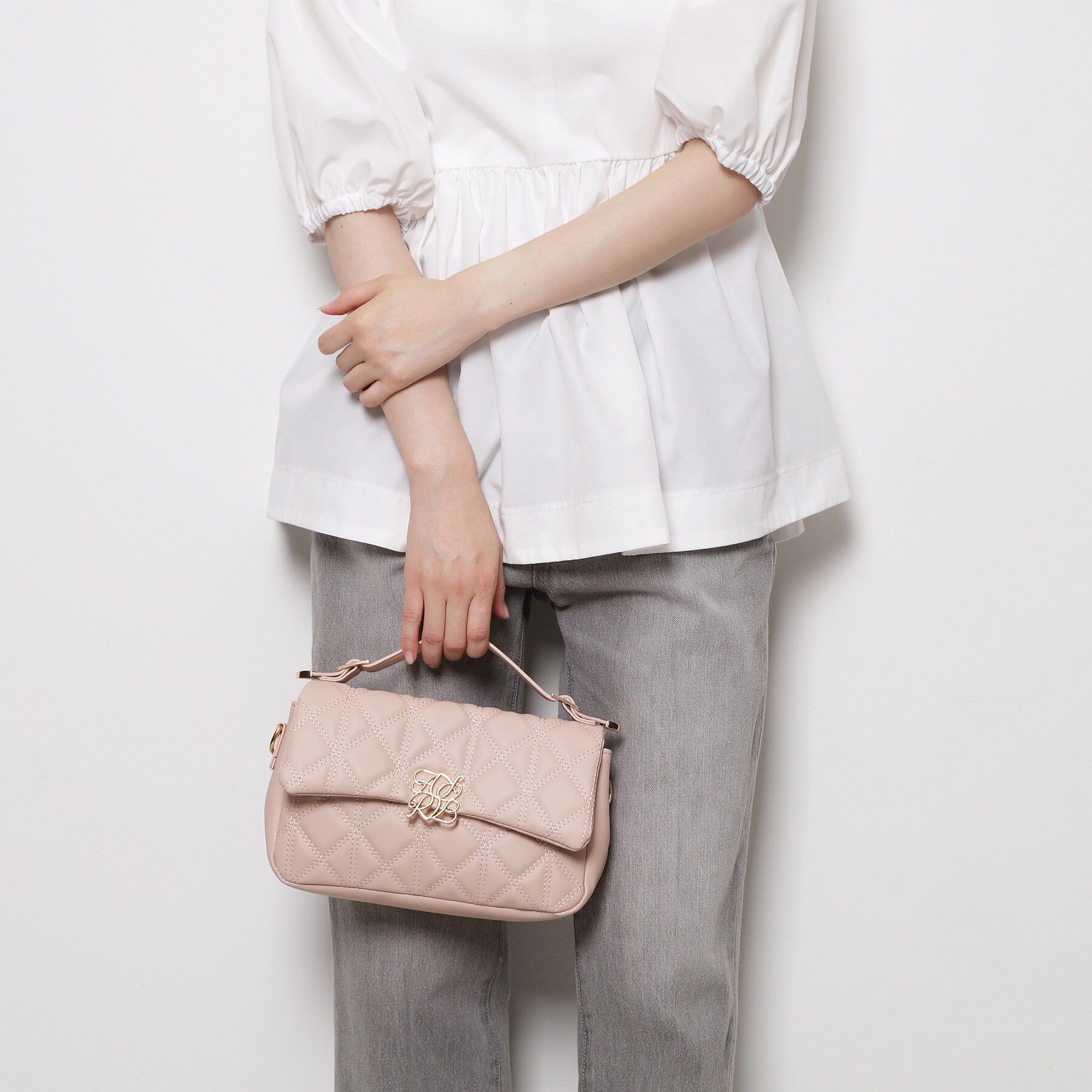 Ober Tashe「2WAYキルティングショルダーバッグ」|ショルダー・メッセンジャー|