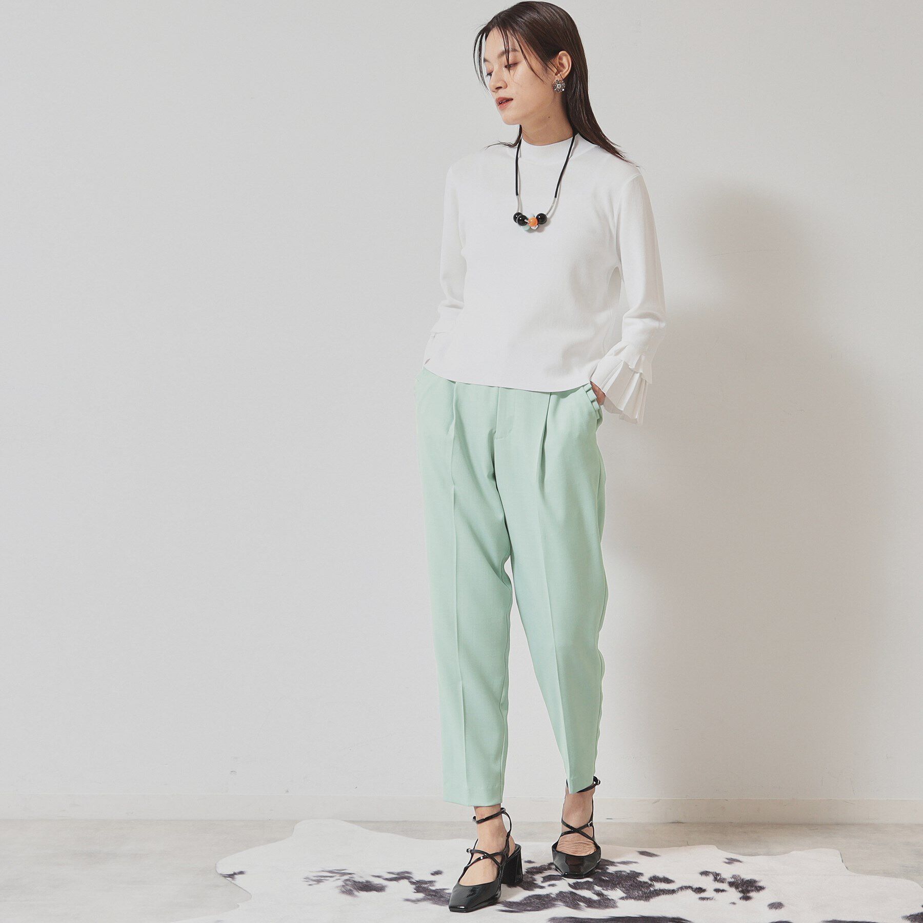 SunaUna「【ポケットフリル／大人フェミニン】テーパードパンツ」|その他|