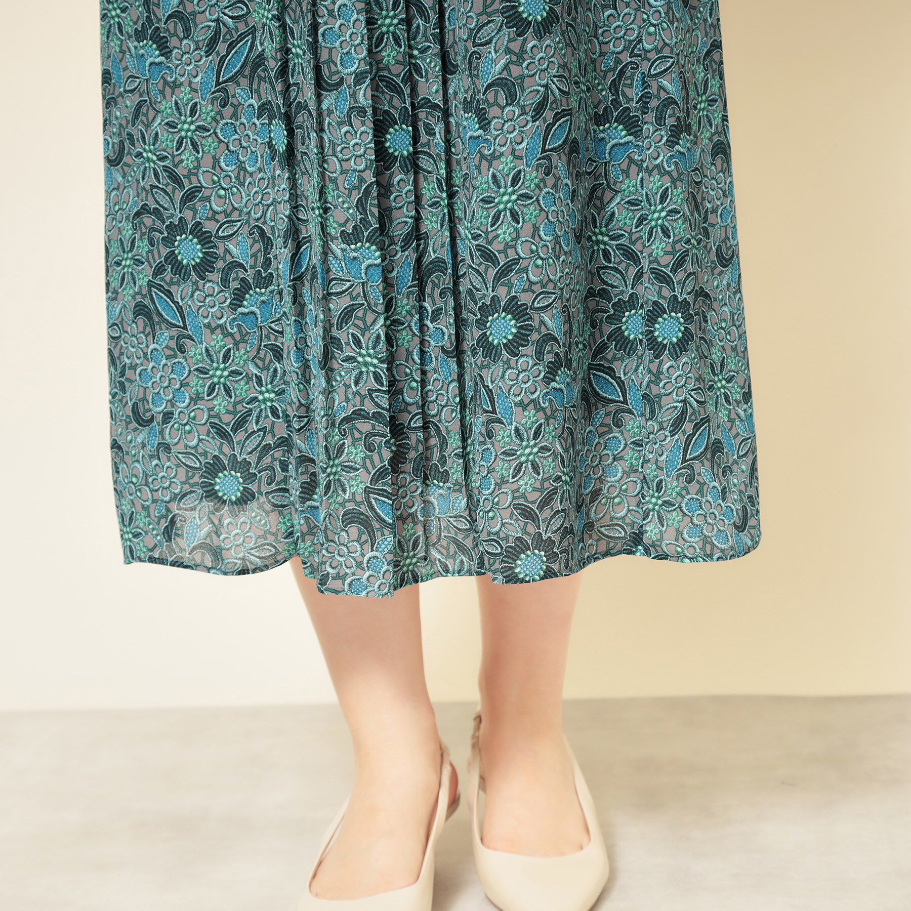 SunaUna「【co creation and yours／SS～L】レースプリーツワンピース」|ワンピース|