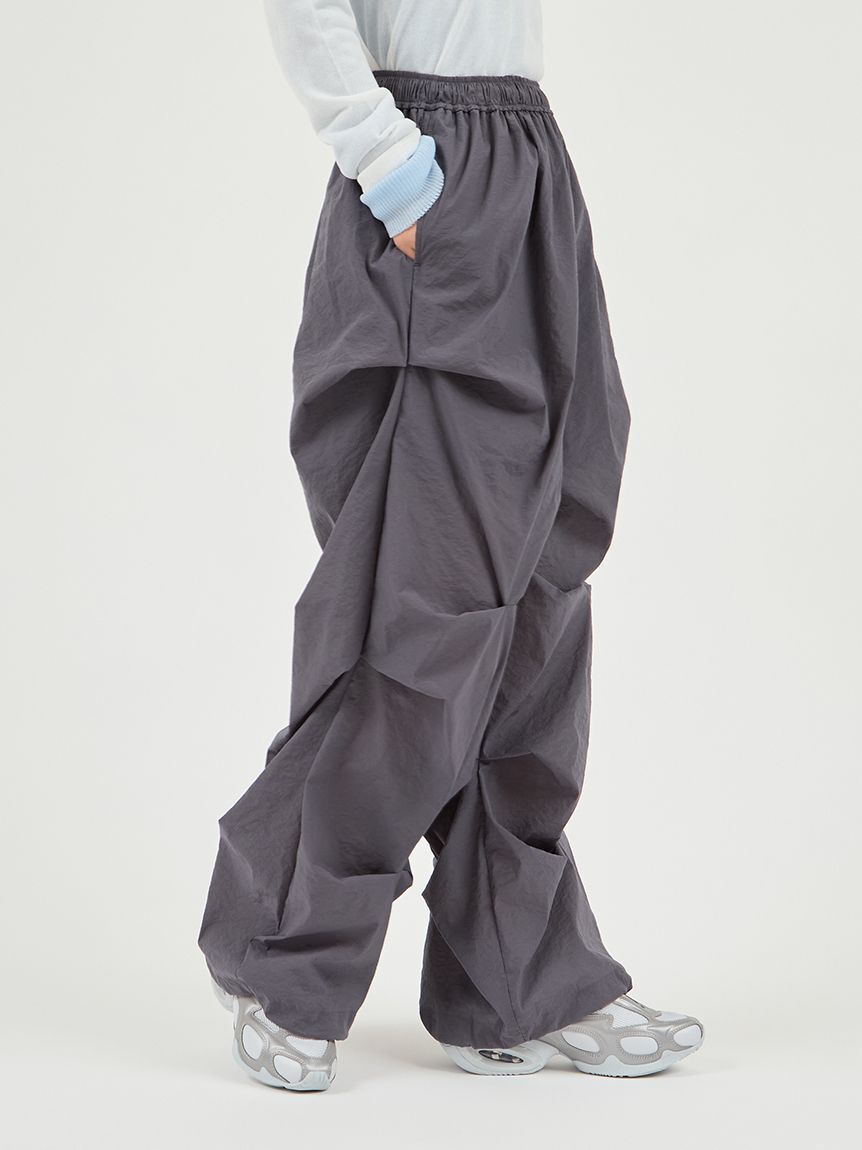 emmi atelier「ランダムタックナイロンワークパンツ」|チノ|