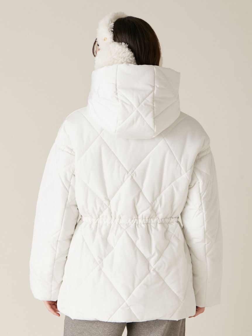 LILY BROWN「【LILY BROWN&times;MARY QUANT】デイジーチャーム付きクラシカルキルティングコート」|その他|