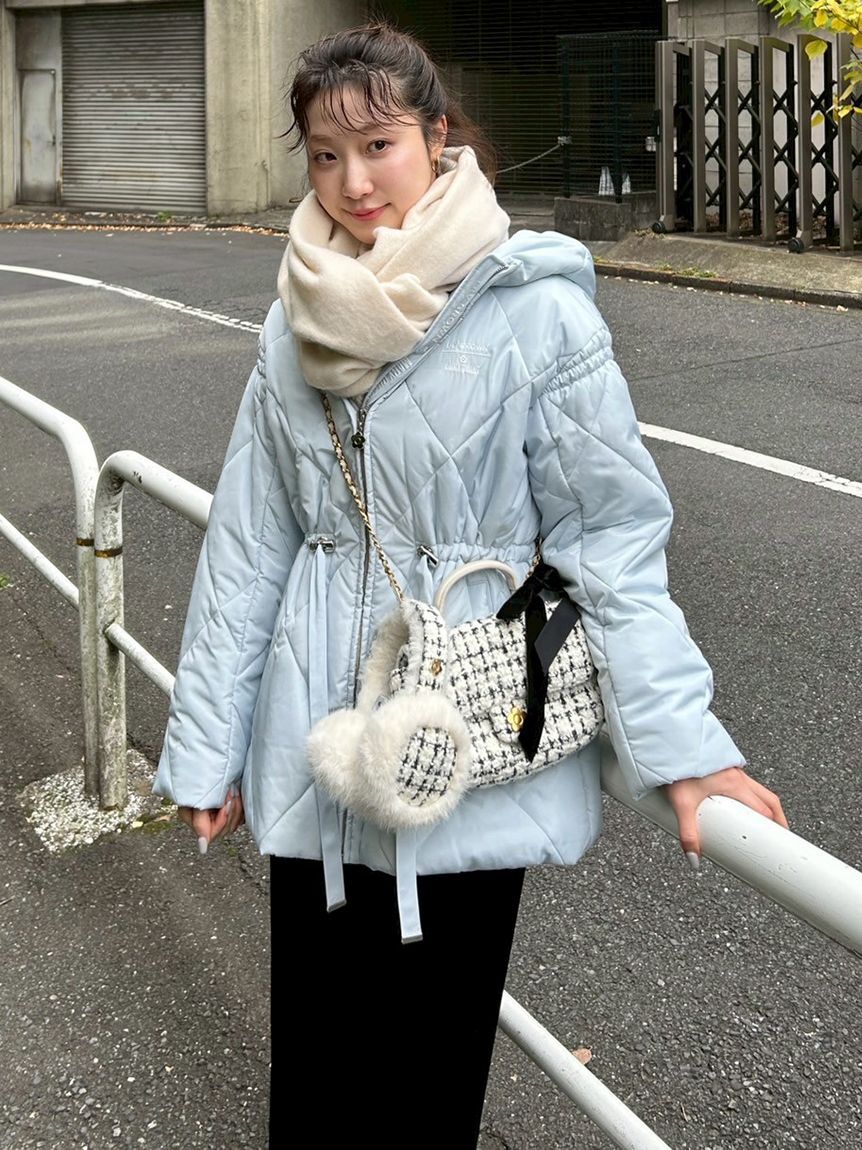 LILY BROWN「【LILY BROWN&times;MARY QUANT】デイジーチャーム付きクラシカルキルティングコート」|その他|