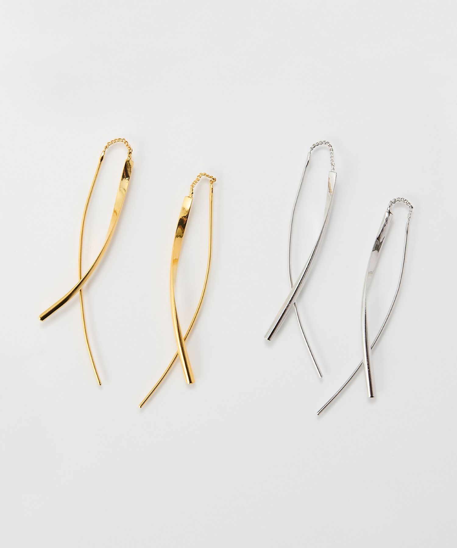 Phoebe「【金属アレルギー対応】ツインカーブアメリカンピアス　ゴールド/ニッケルフリー」|ピアス|