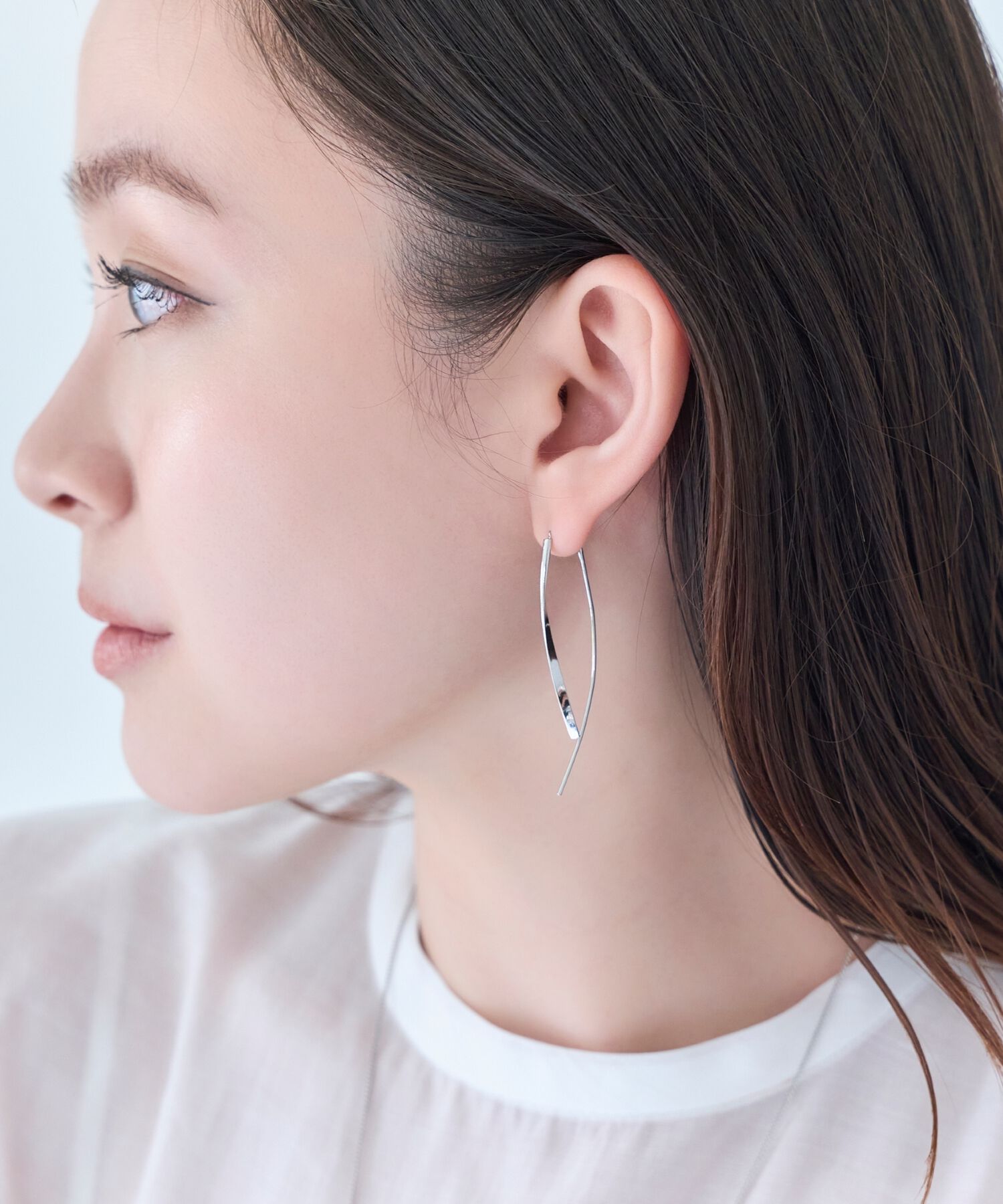 Phoebe「【金属アレルギー対応】ツインカーブアメリカンピアス　シルバー/ニッケルフリー」|ピアス|