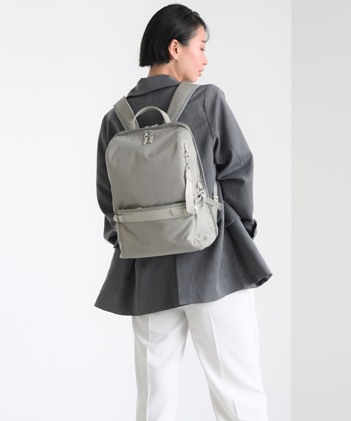 W&.Day/Night「W&.Day/Night | リッカ スクエアリュック A4サイズ 13.3インチPC収納 11712」|リュック|