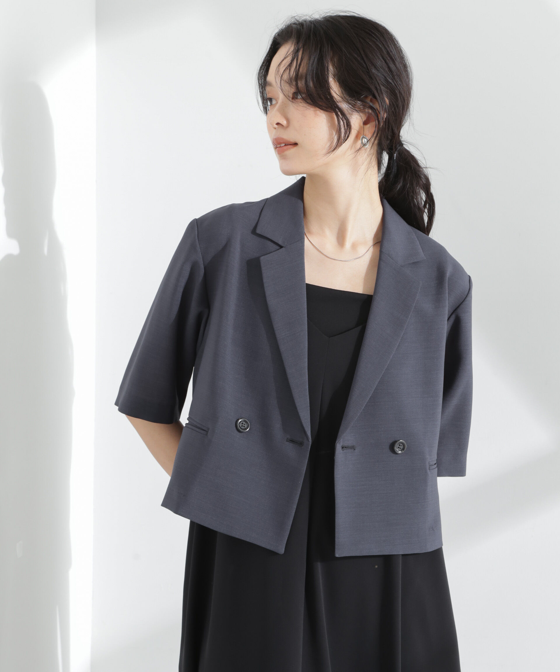 nano･universe「メランジドライ 半袖ショートダブルジャケット(セットアップ可)」|テーラードジャケット|