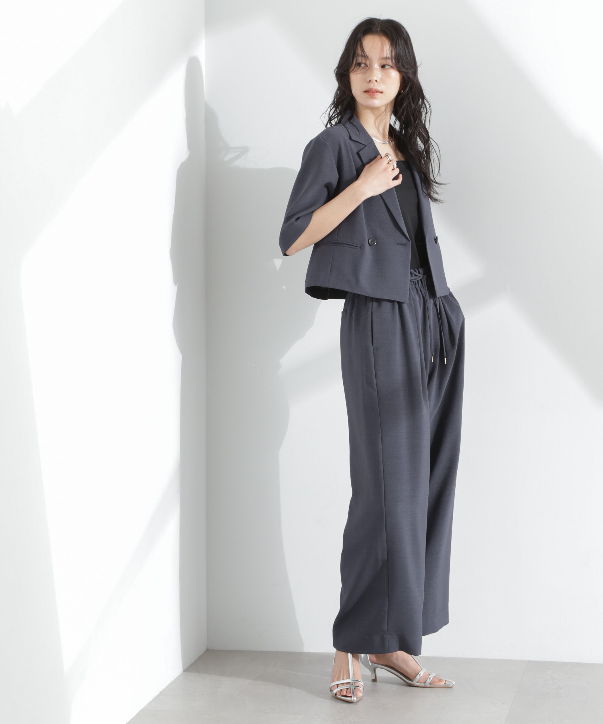 nano･universe「メランジドライ 半袖ショートダブルジャケット(セットアップ可)」|テーラードジャケット|