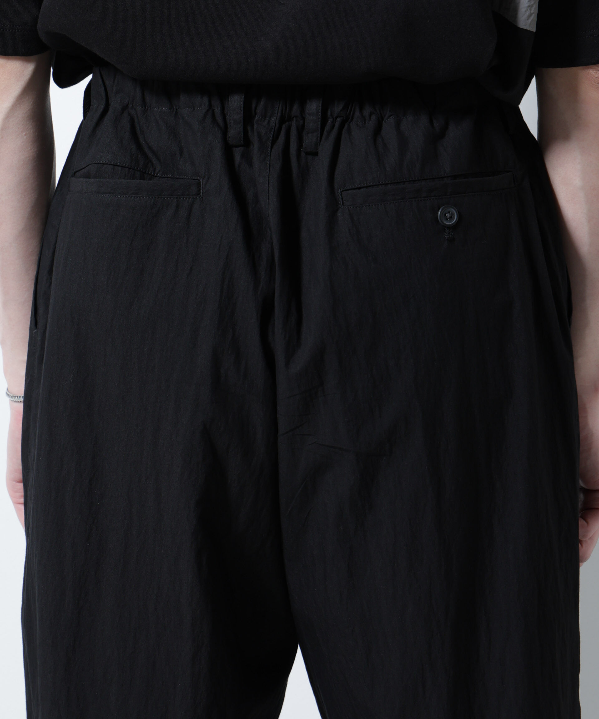 nano･universe「ライトウェイトバギーパンツ」|チノ|