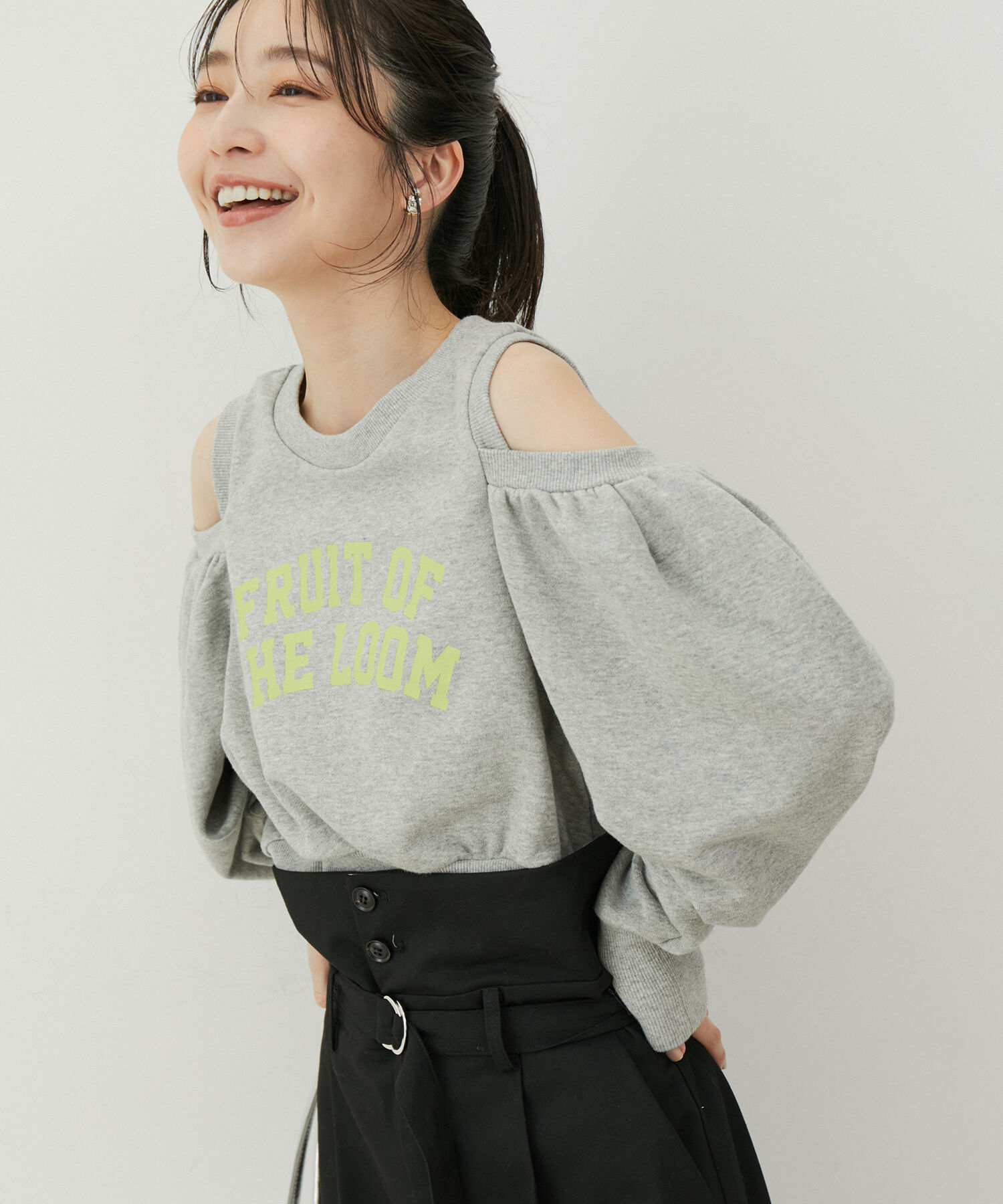 VIS「【FRUIT OF THE LOOM別注】オープンショルダースウェット」|スウェット・ジャージ|