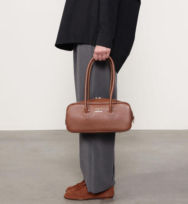  「YOUNG & OLSEN The DRYGOODS STORE | エンボスレザー ワイドボストンバッグ S」|トートバッグ|BROWN